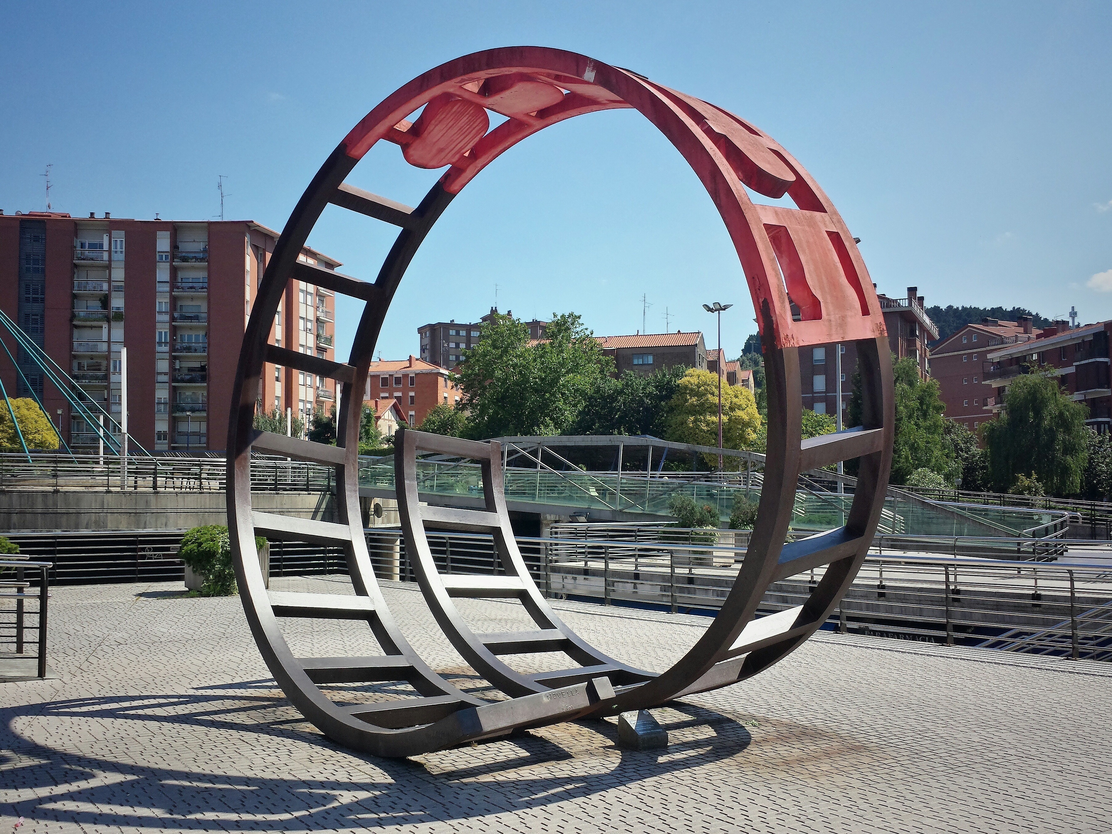 built structure, park - man made space, park, nature, sunlight, tree, sky, circle, clear sky, iron, no people, 2K, monument, outdoors, day, playground, HD Wallpaper