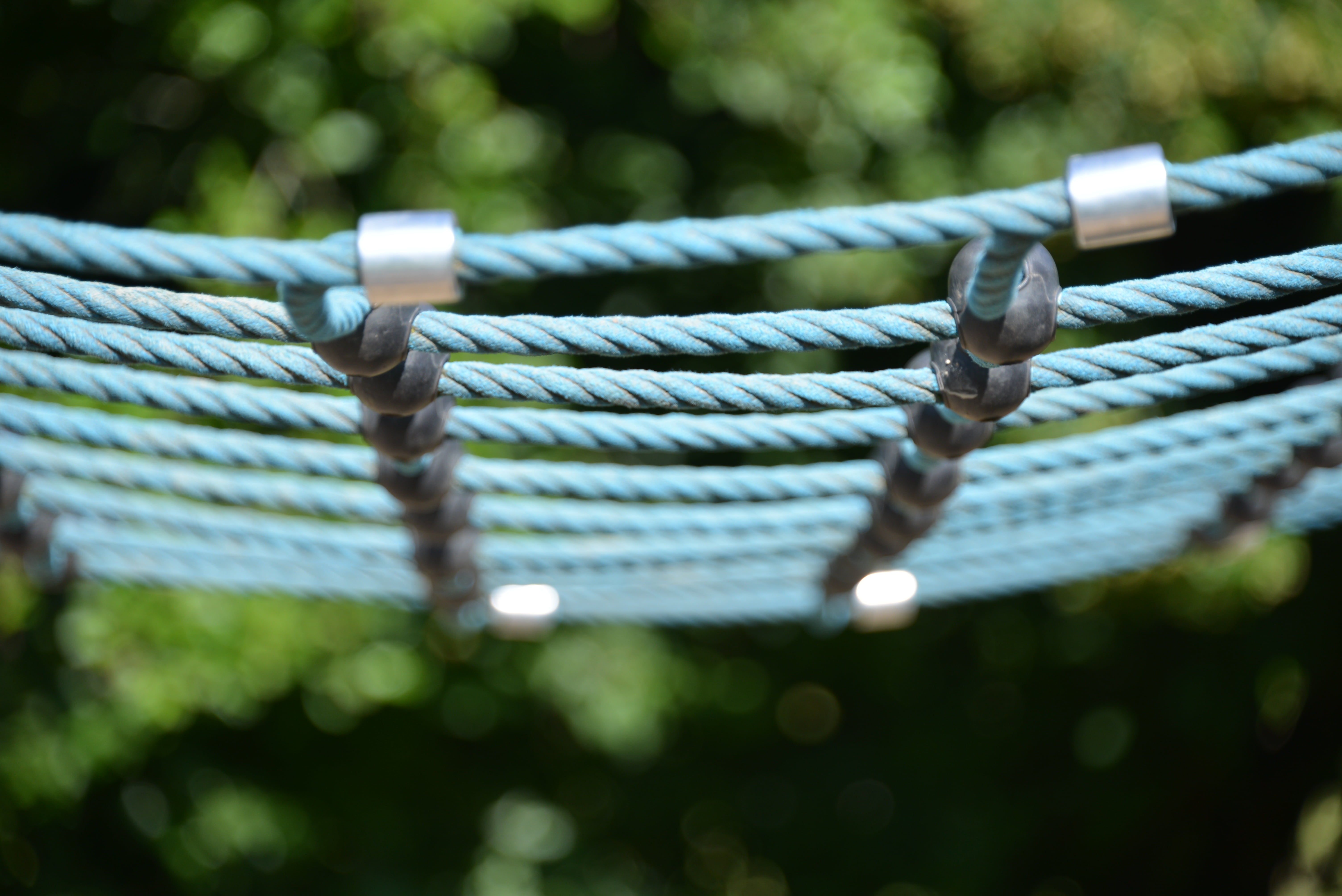 focus on foreground, leisure, physical exercises, gymnastic equipment, nature, klettergerüst, game device, tied up, swing seat, swing, gymnastics, ropes, HD Wallpaper