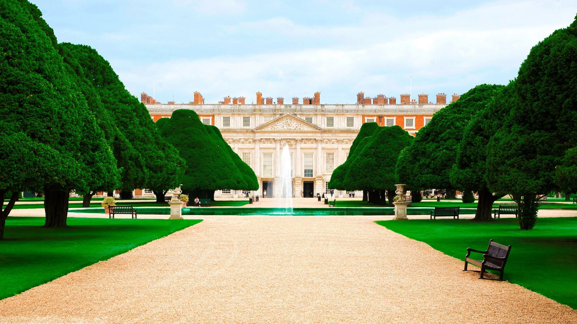 building exterior, building, 1080P, travel, built structure, architecture, formal garden, outdoors, ornamental garden, no people, history, sky, garden, HD Wallpaper