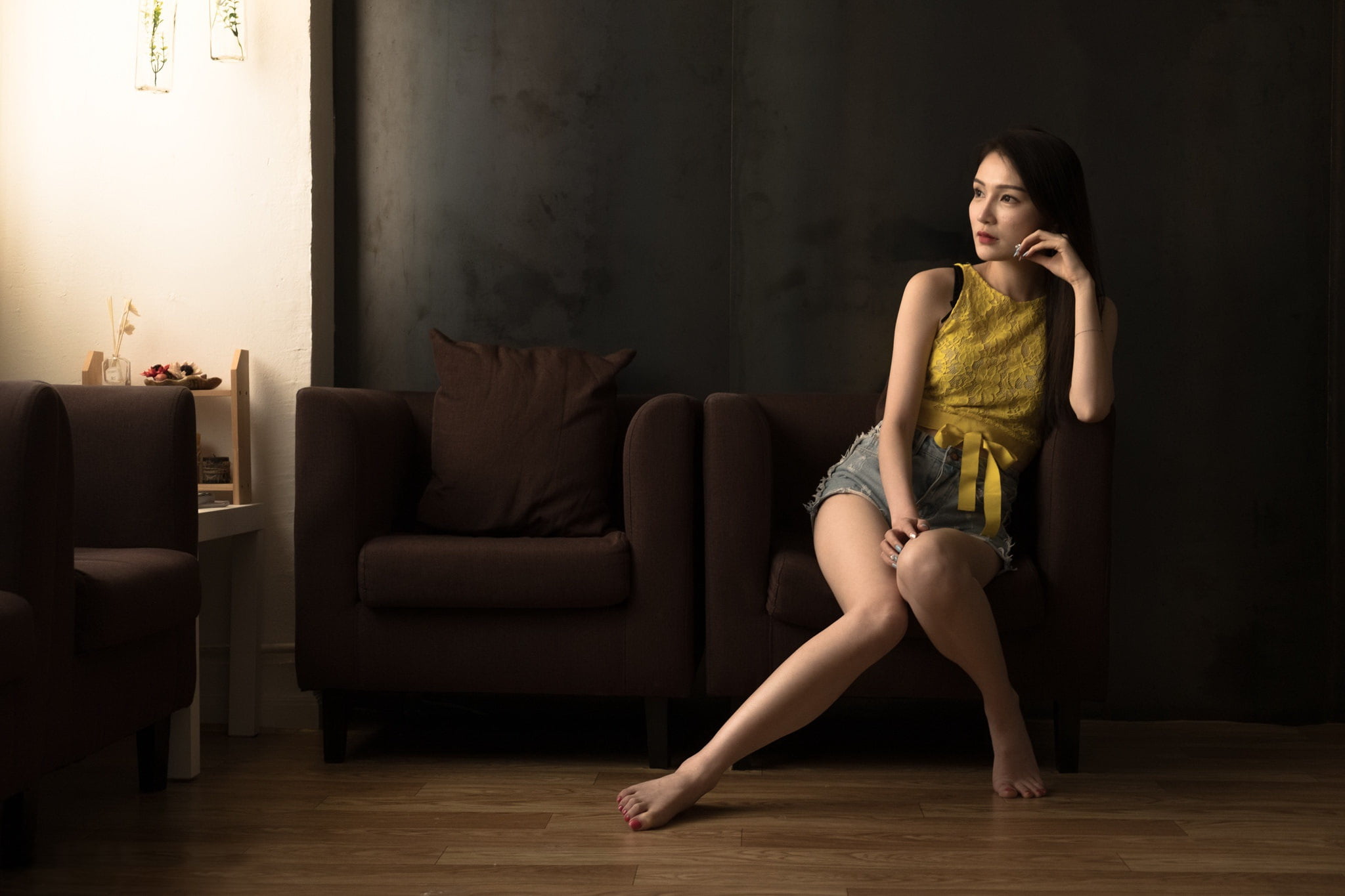 legs together, 1080P, barefoot, sitting, women, chair, model, women indoors, Asian, HD Wallpaper