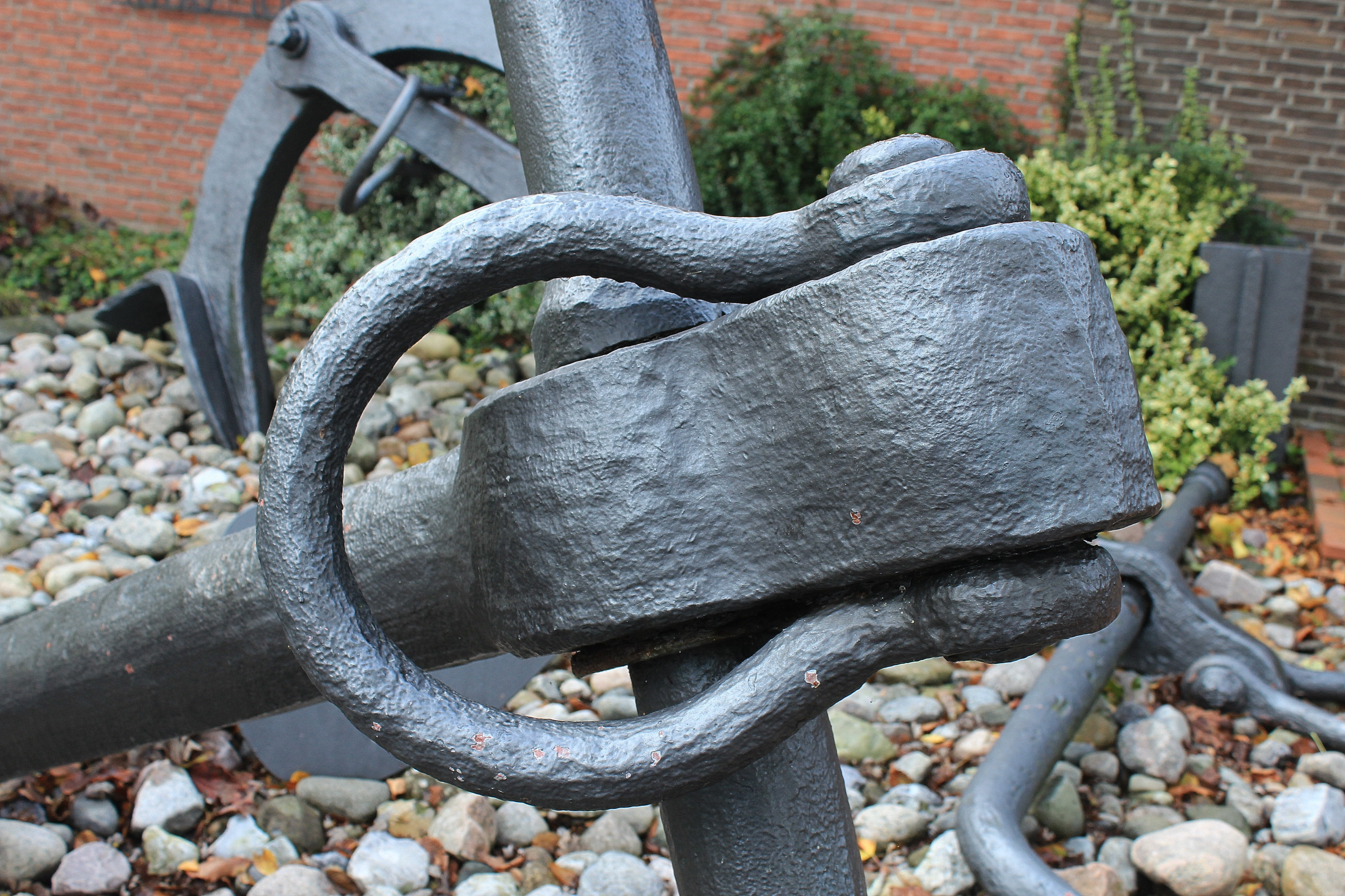 stone, outdoors, rusty, building exterior, built structure, day, art and craft, stone material, metal, rock, focus on foreground, solid, iron, hook, stone - object, HD Wallpaper