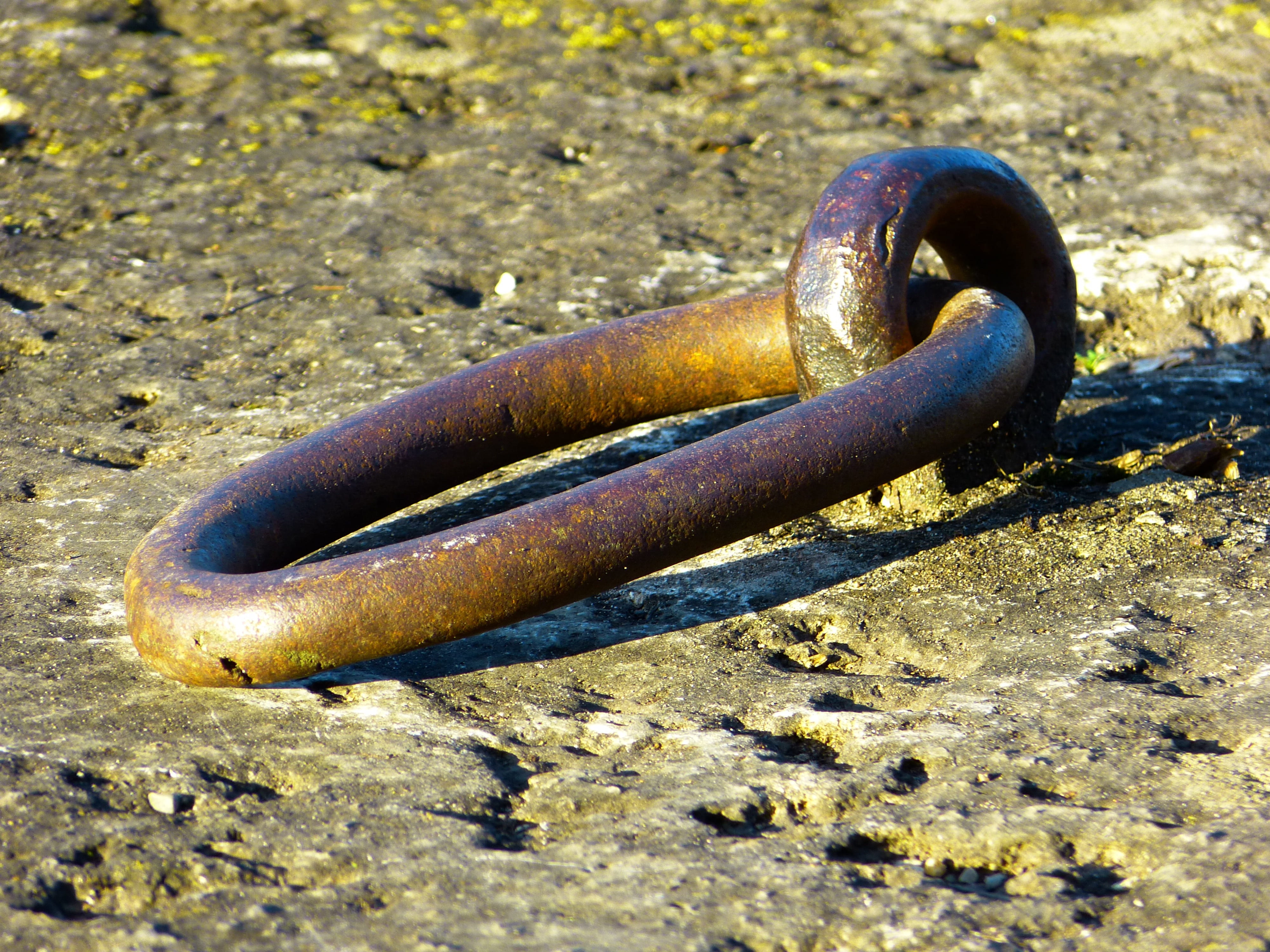 outdoors, selective focus, Fix, Metal, nature, strength, danger, security, no People, dirt, close-up, focus on foreground, Hook, land, 4K, beach, field, HD Wallpaper