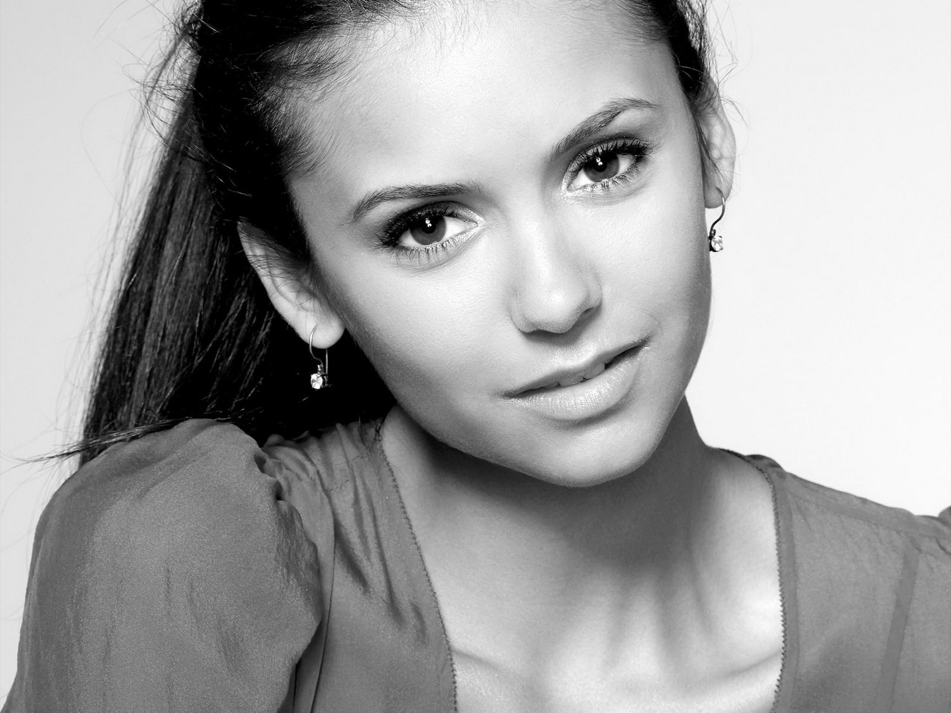 women, Nina Dobrev, 2K, monochrome, HD Wallpaper