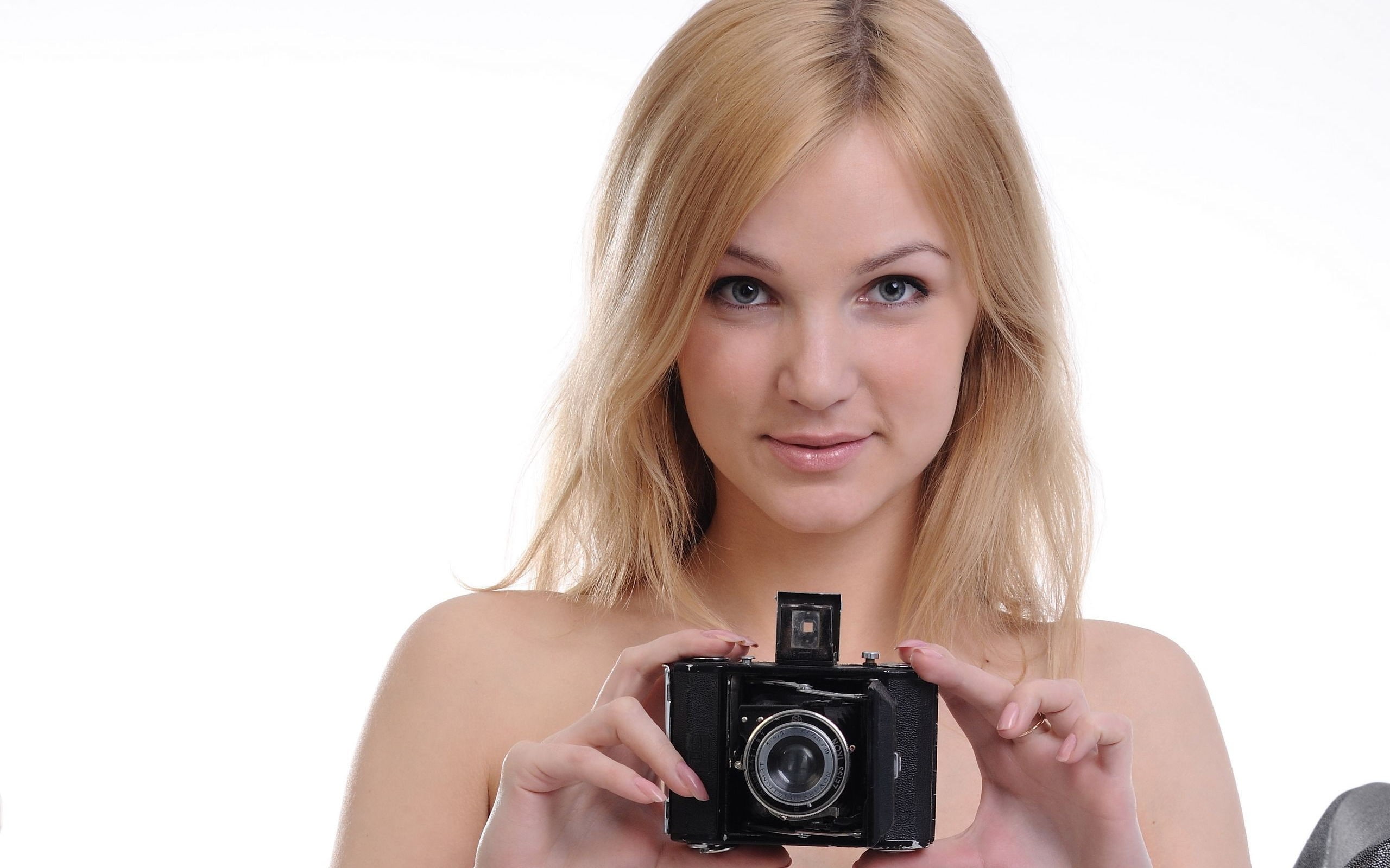 models, vintage, femjoy, karo, background, white, blondes, cameras, magazine, 2K, women, HD Wallpaper