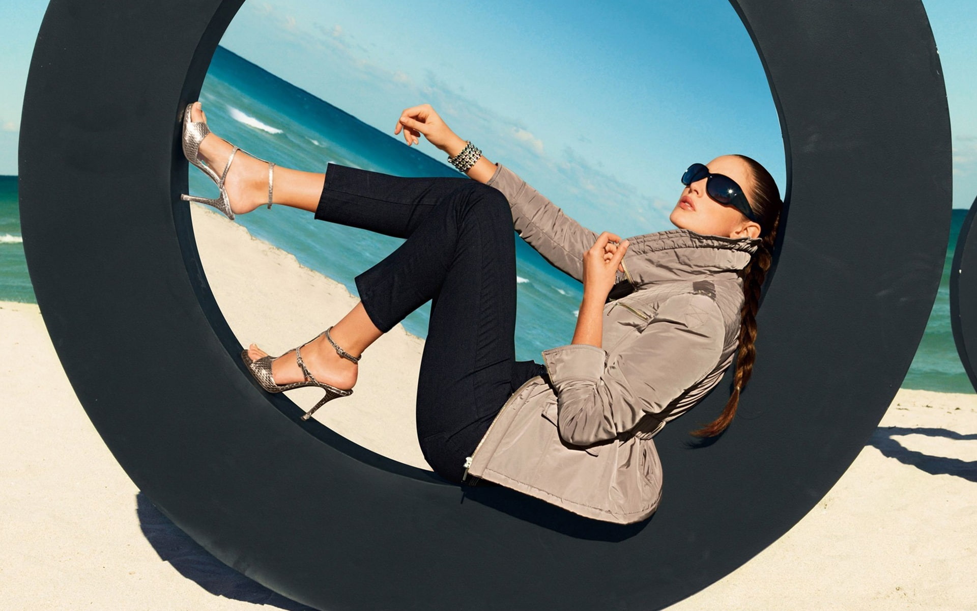 style, sunglasses, Lauren Budd, model, beach, bracelet, sea, 1080P, pose, HD Wallpaper