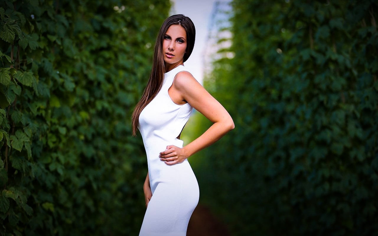 human body part, no bra, young adult, long hair, beautiful woman, women outdoors, outdoors, model, nature, fashion, Conny Lior, women, 720P, one person, HD Wallpaper