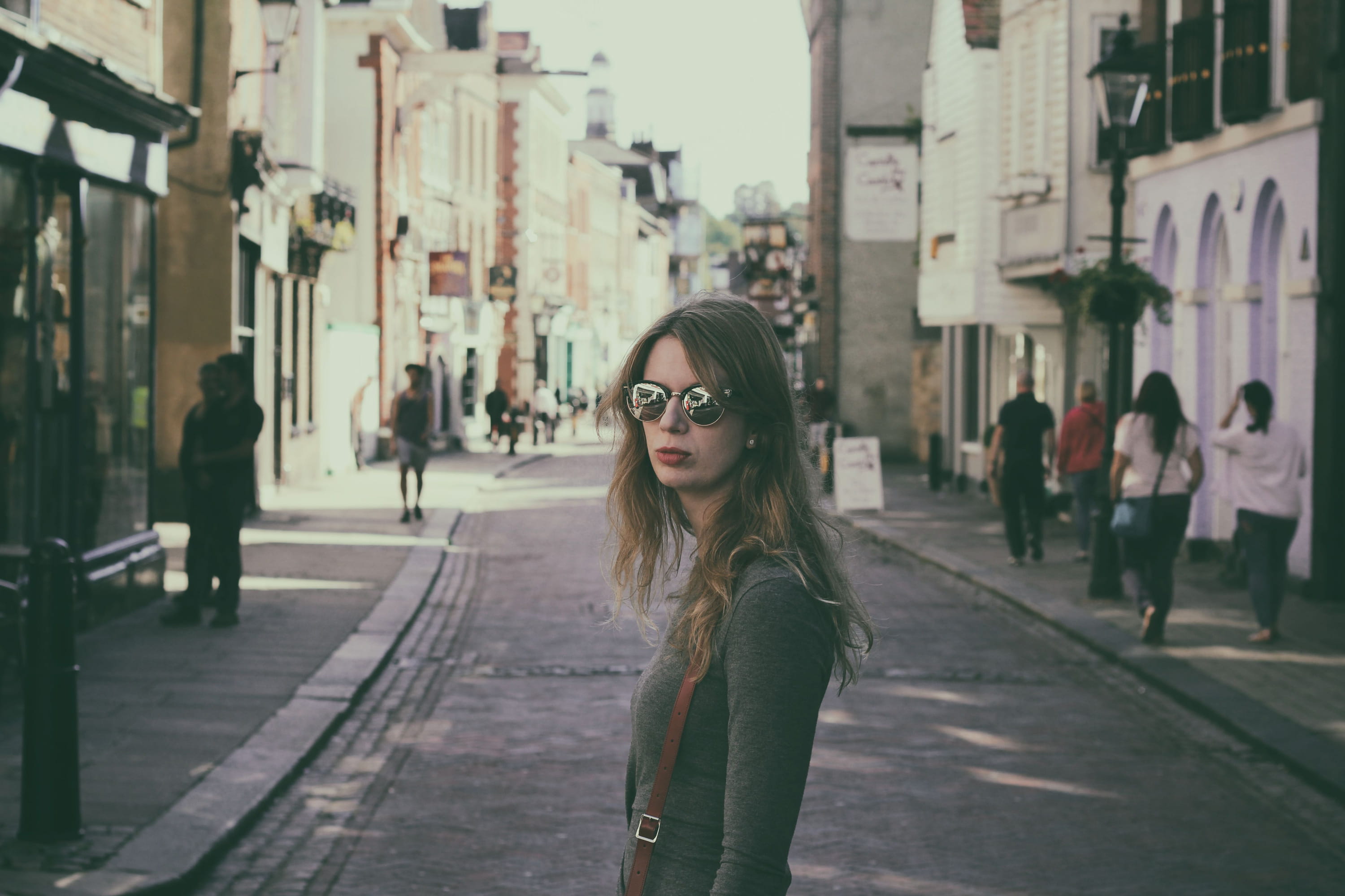 long hair, town, young women, person, people, one person, beauty, gray, young adult, long, focus on foreground, pavement, urban, shopping, built structure, HD Wallpaper