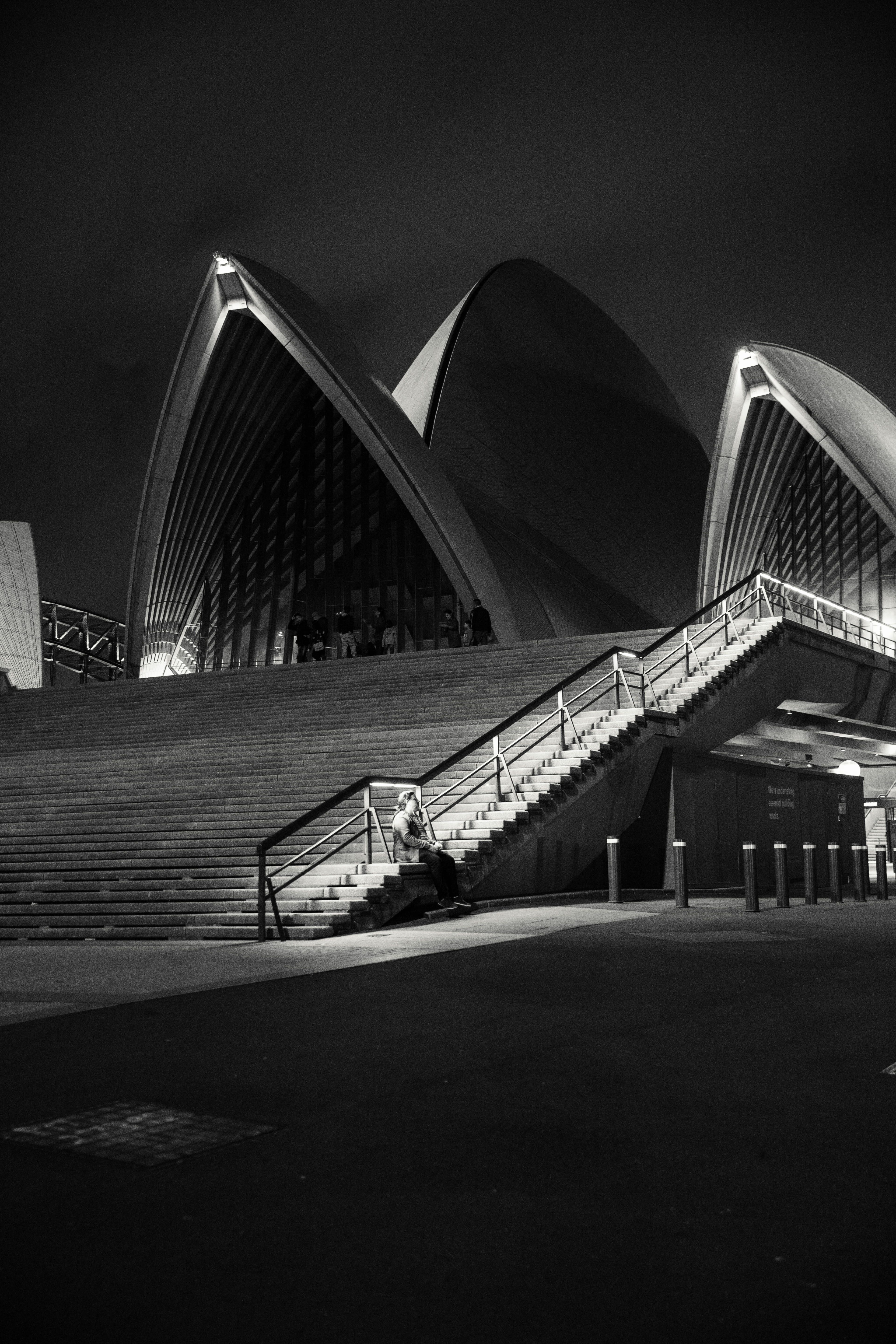 building exterior, travel destinations, 5K, glow, white, photography, nature, black and white, opera, arts culture and entertainment, black, sydney, photo, Phone HD Wallpaper