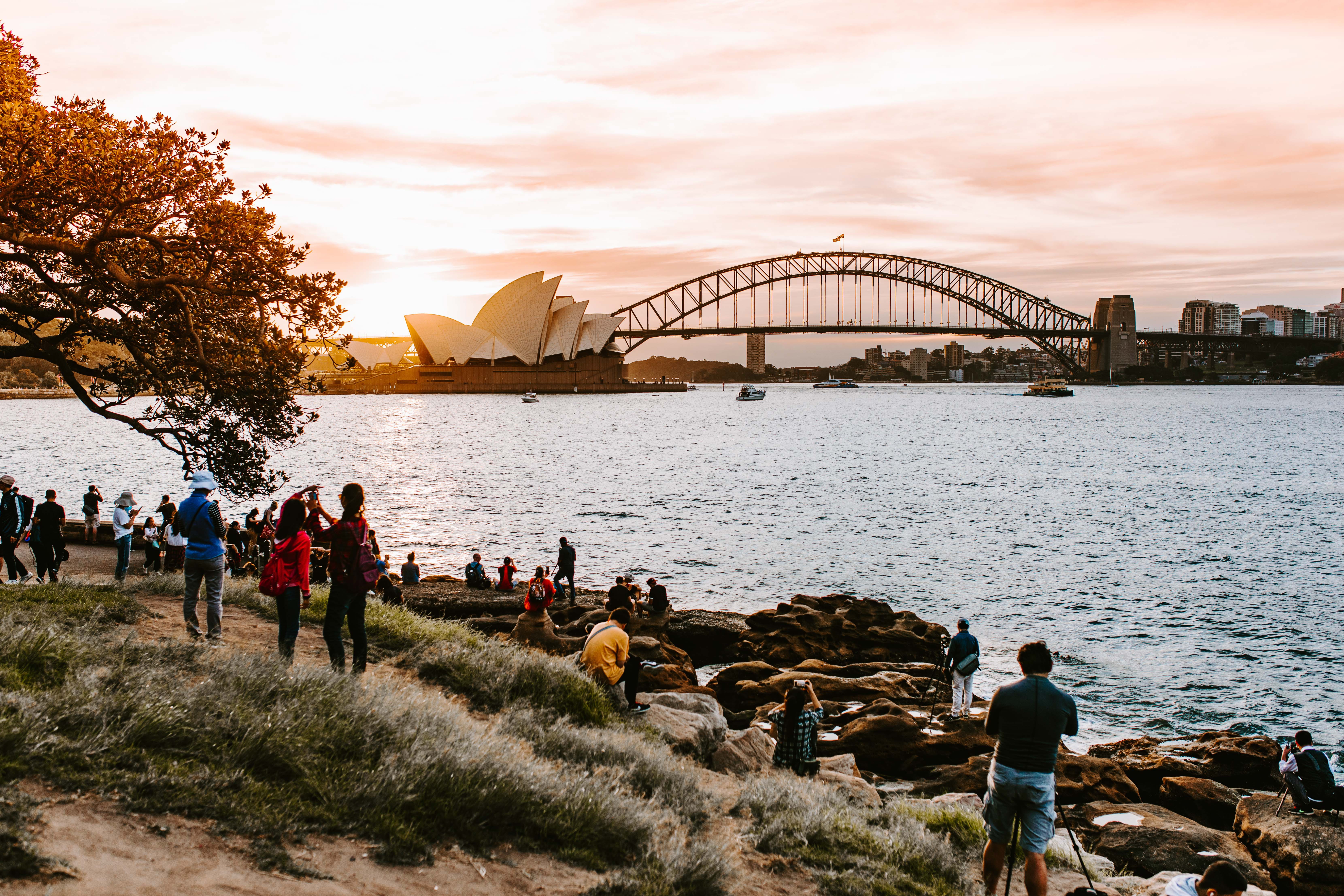 arch bridge, real people, crowd, near, macquaries chair, view, city, water, arched, built structure, nature, harbour bridge, opera house, house, men, people, HD Wallpaper