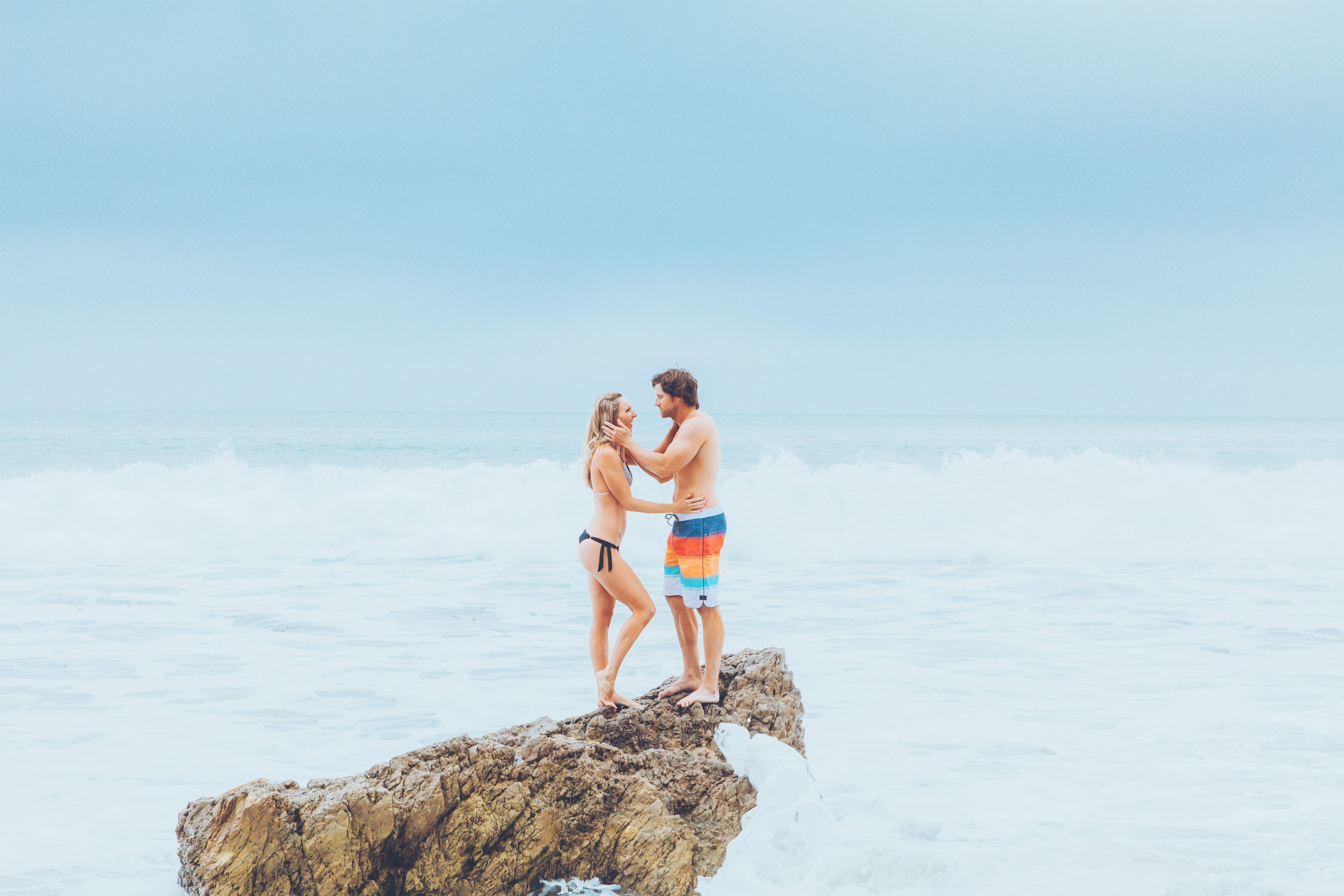 sea, full length, love, two people, adult, leisure activity, holiday, fit, water, healthy, day, summer, fitness, holidays, vacation, horizon, HD Wallpaper