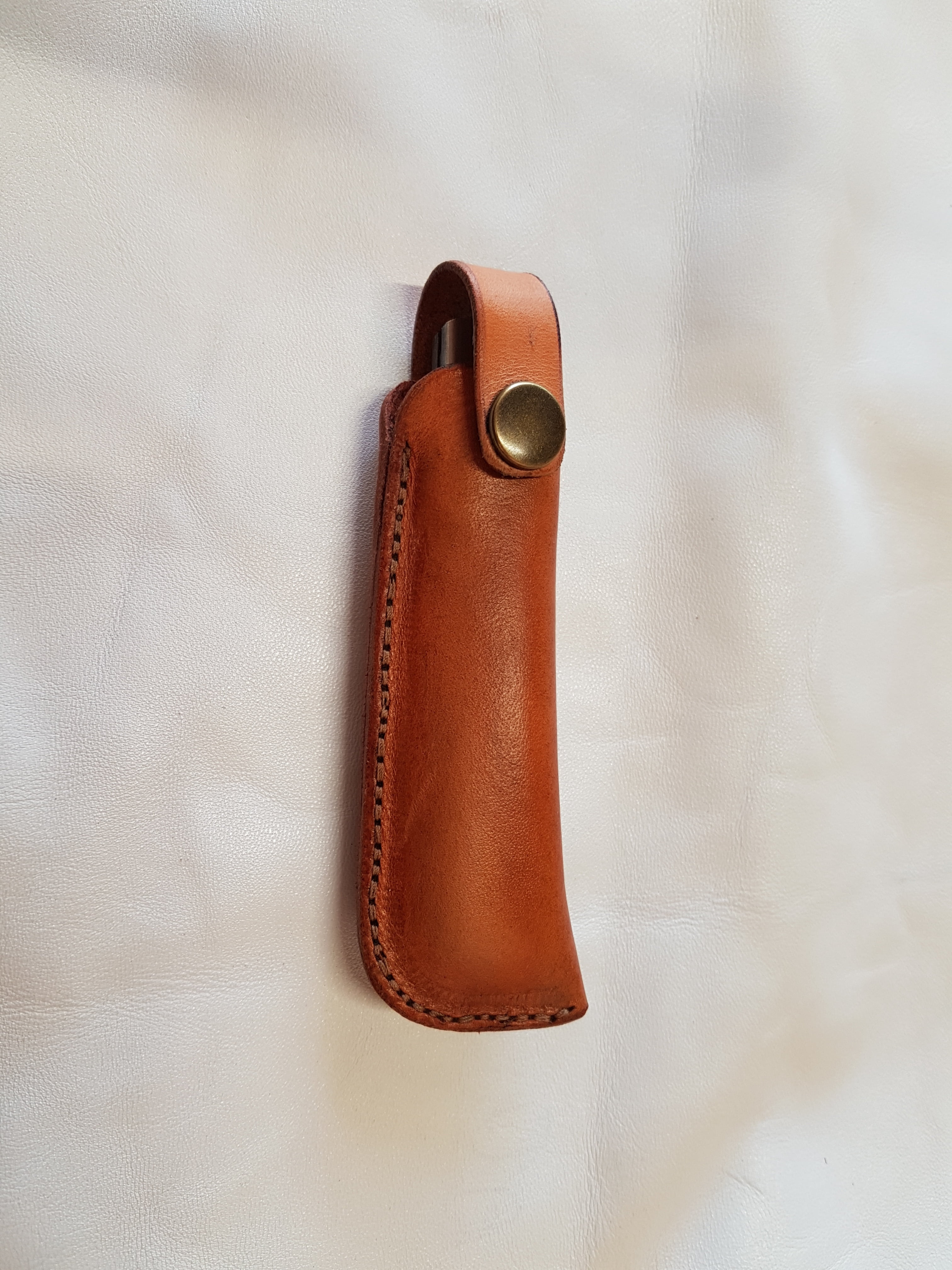 suitcase, textile, luggage, day, home interior, still life, hem, personal accessory, pocket knife, brown, high angle view, absence, handle, 4K, no people, Phone HD Wallpaper