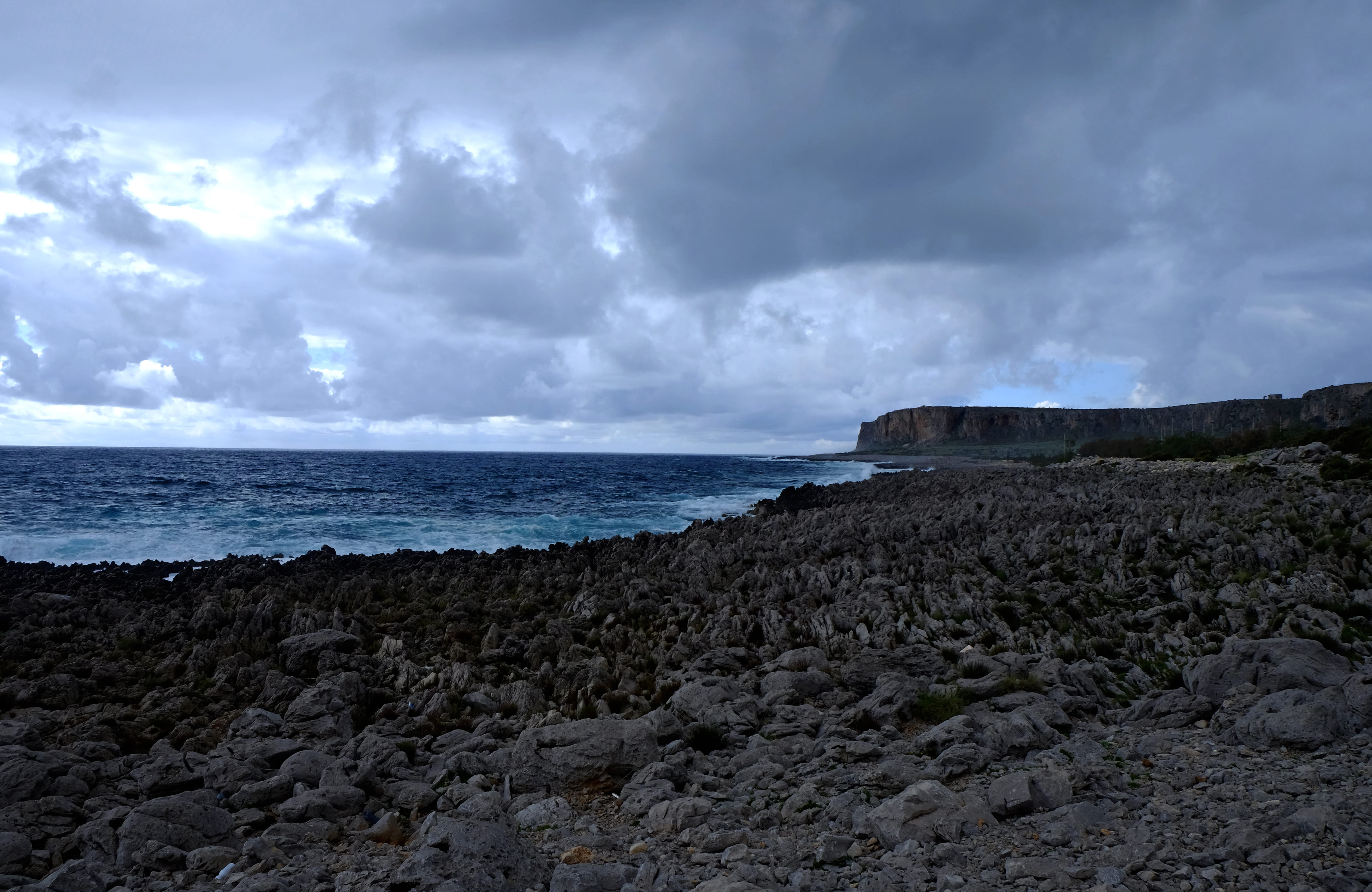 scenics - nature, cloud - sky, rock - object, ocean, island, beach, beauty in nature, seascape, power in nature, 4K, waves, water, rock, tranquil scene, HD Wallpaper