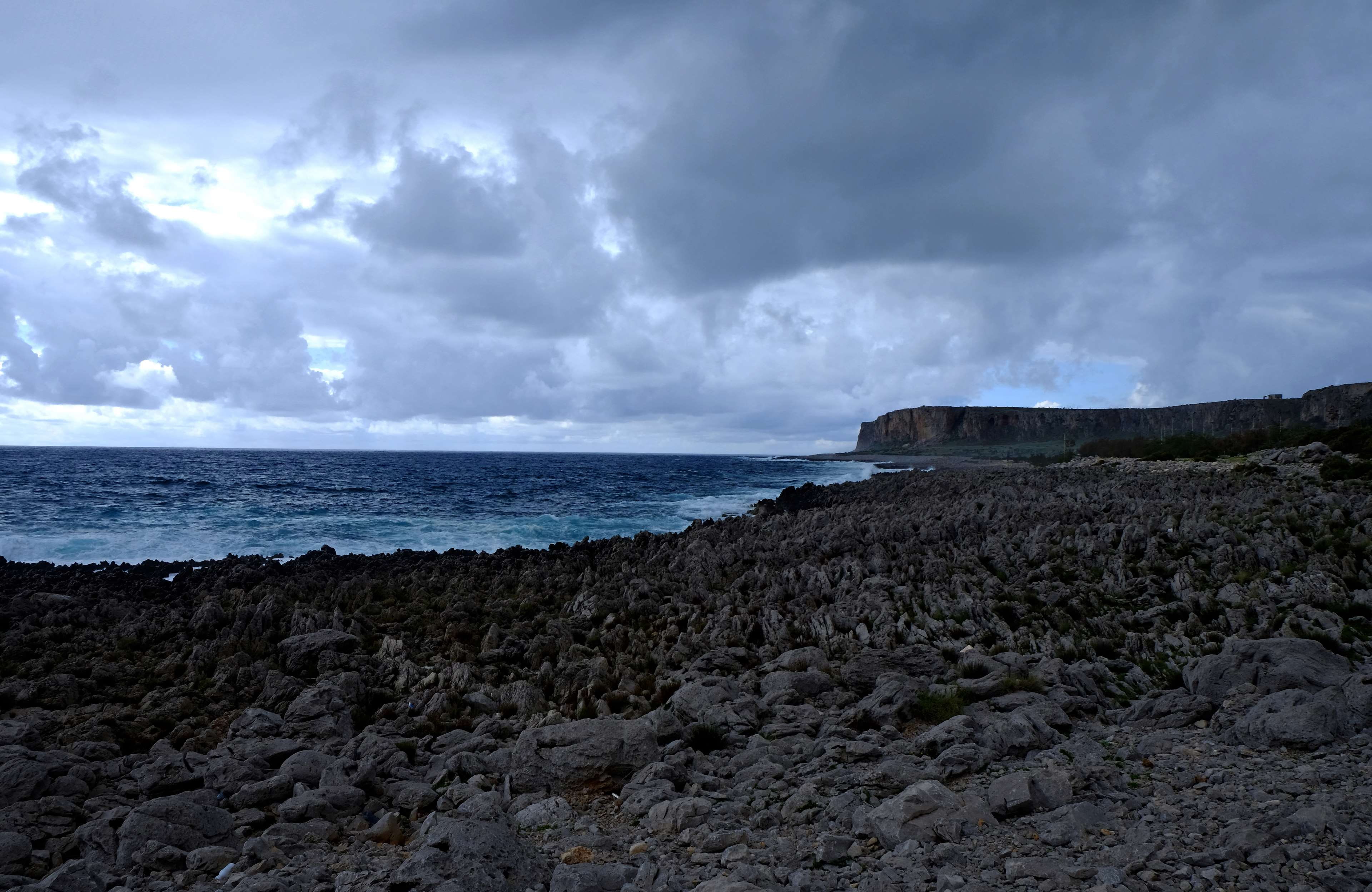 power in nature, horizon over water, water, clouds, solid, rock, nature, beauty in nature, rockyscape, waves, horizon, land, seaside, cloud - sky, scenics - nature, HD Wallpaper