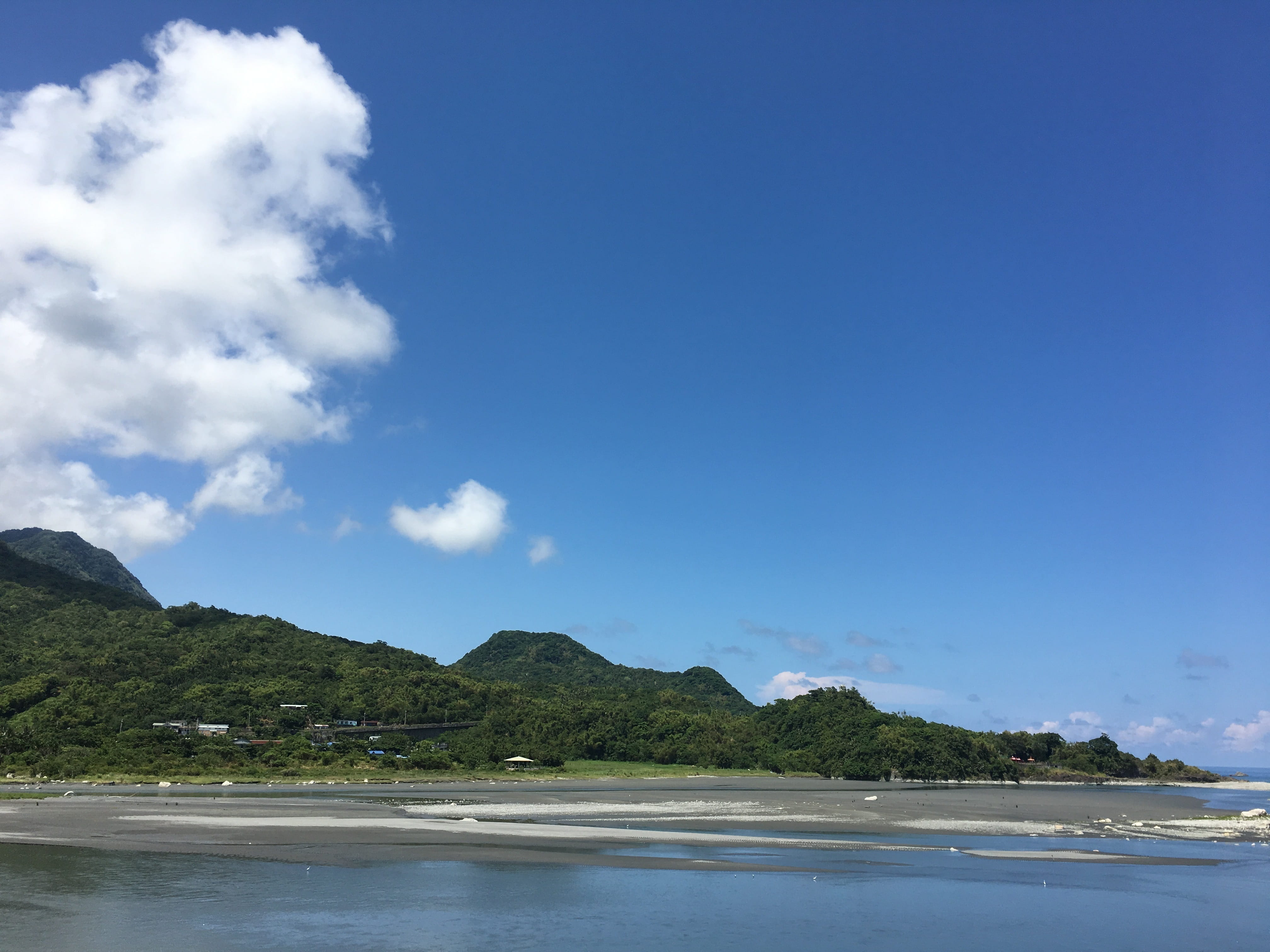 mountain, idyllic, sky, land, beauty in nature, blue, beach, outdoors, tranquil scene, tranquility, waterfront, 4K, port, day, hualien, nature, sea, no people, HD Wallpaper