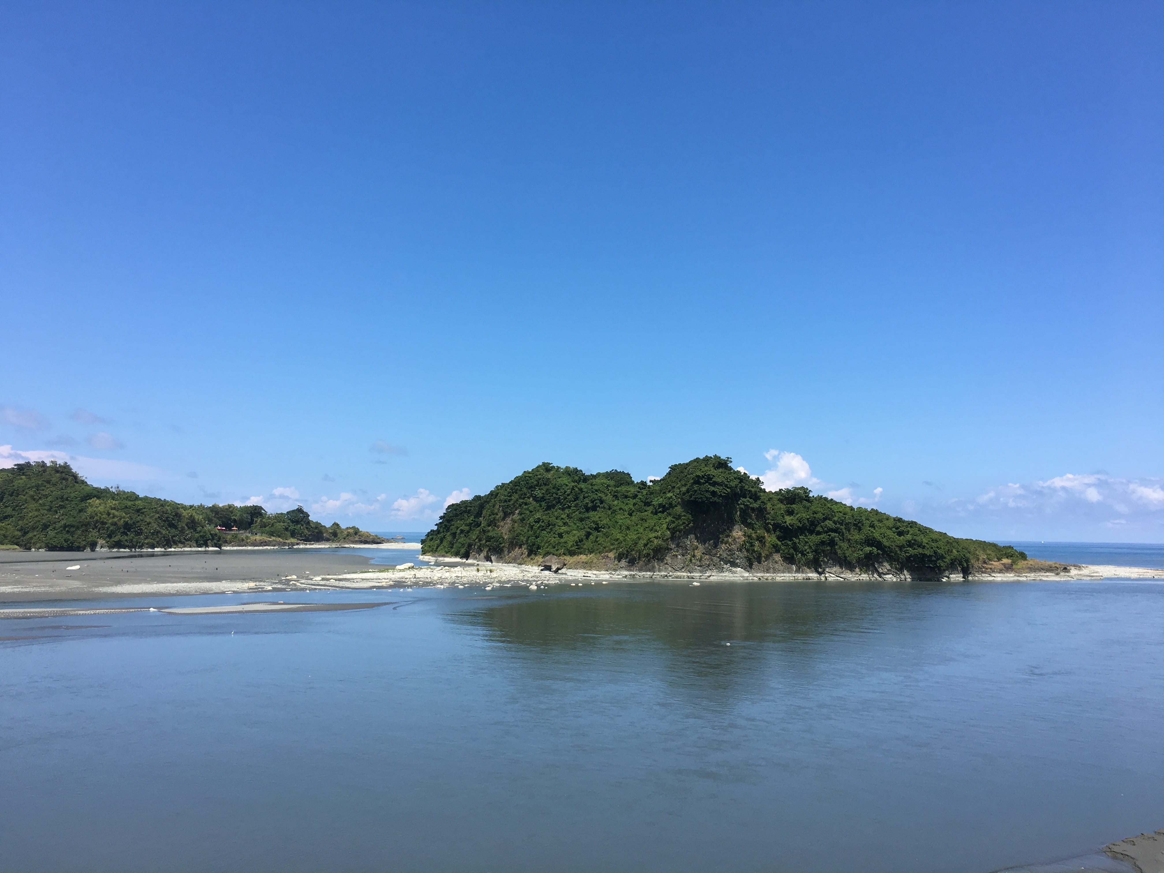 tranquil scene, tranquility, hualien, waterfront, non-urban scene, port, sky, lagoon, blue, day, outdoors, idyllic, clear sky, tree, sea, 4K, plant, nature, HD Wallpaper