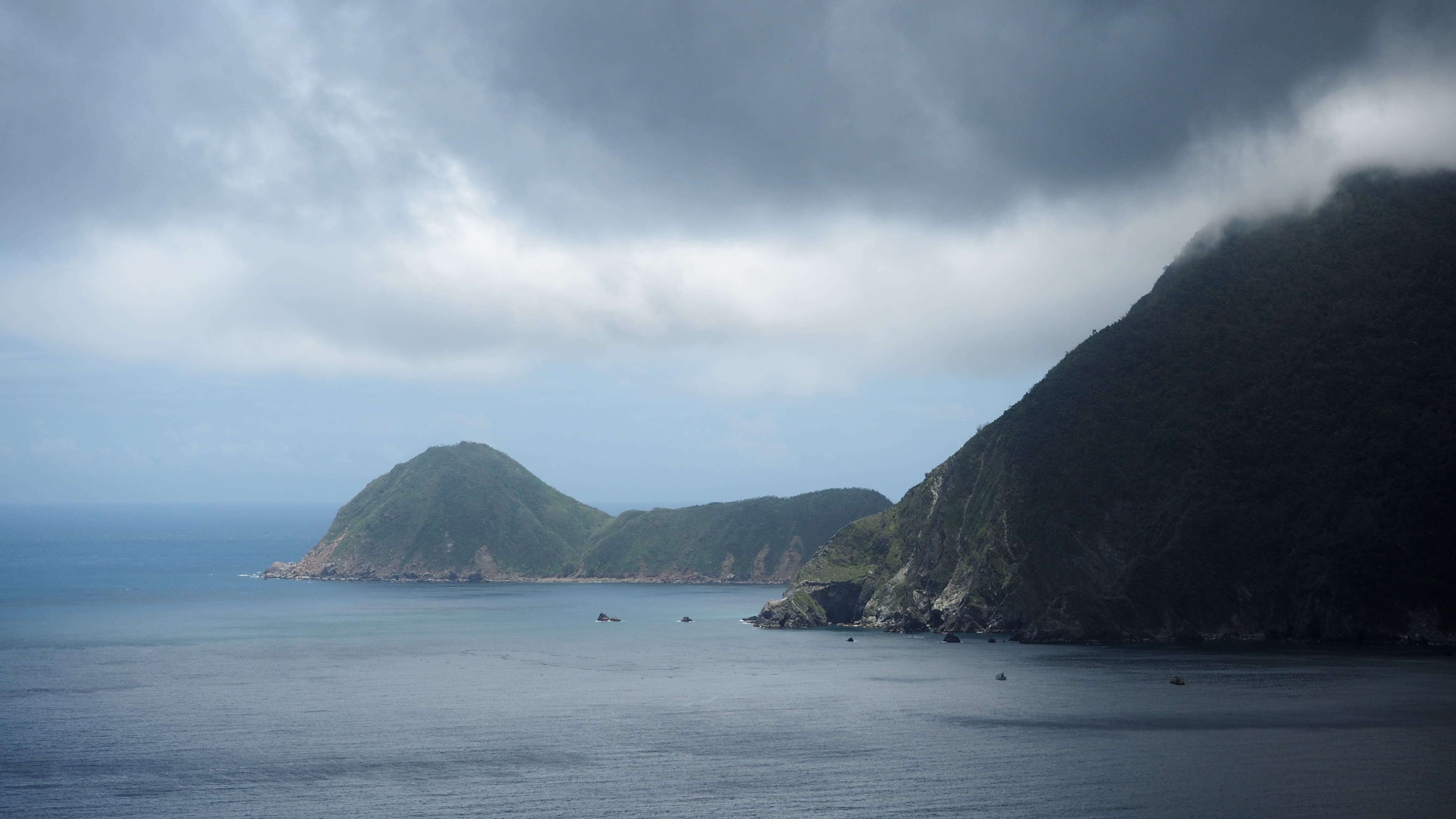 seaside, no people, beauty in nature, bay, mountain ridge, scenics - nature, day, cloud - sky, transportation, taiwan, 4K, land, non-urban scene, idyllic, HD Wallpaper