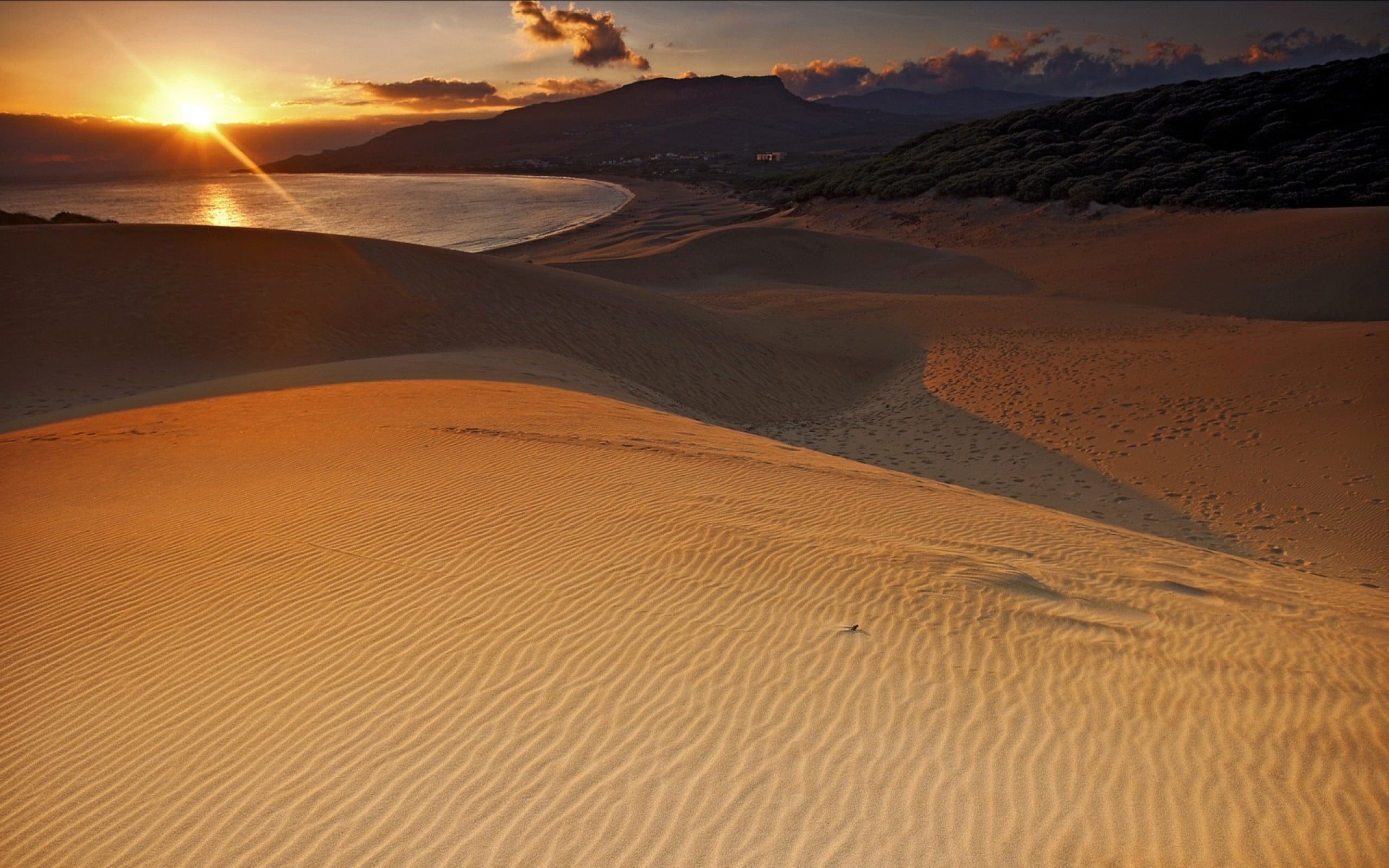 sand, arid climate, remote, sunlight, sun, sunset, desert, tranquil scene, outdoors, scenics - nature, sky, non-urban scene, 2K, nature, cloud - sky, landscape, HD Wallpaper