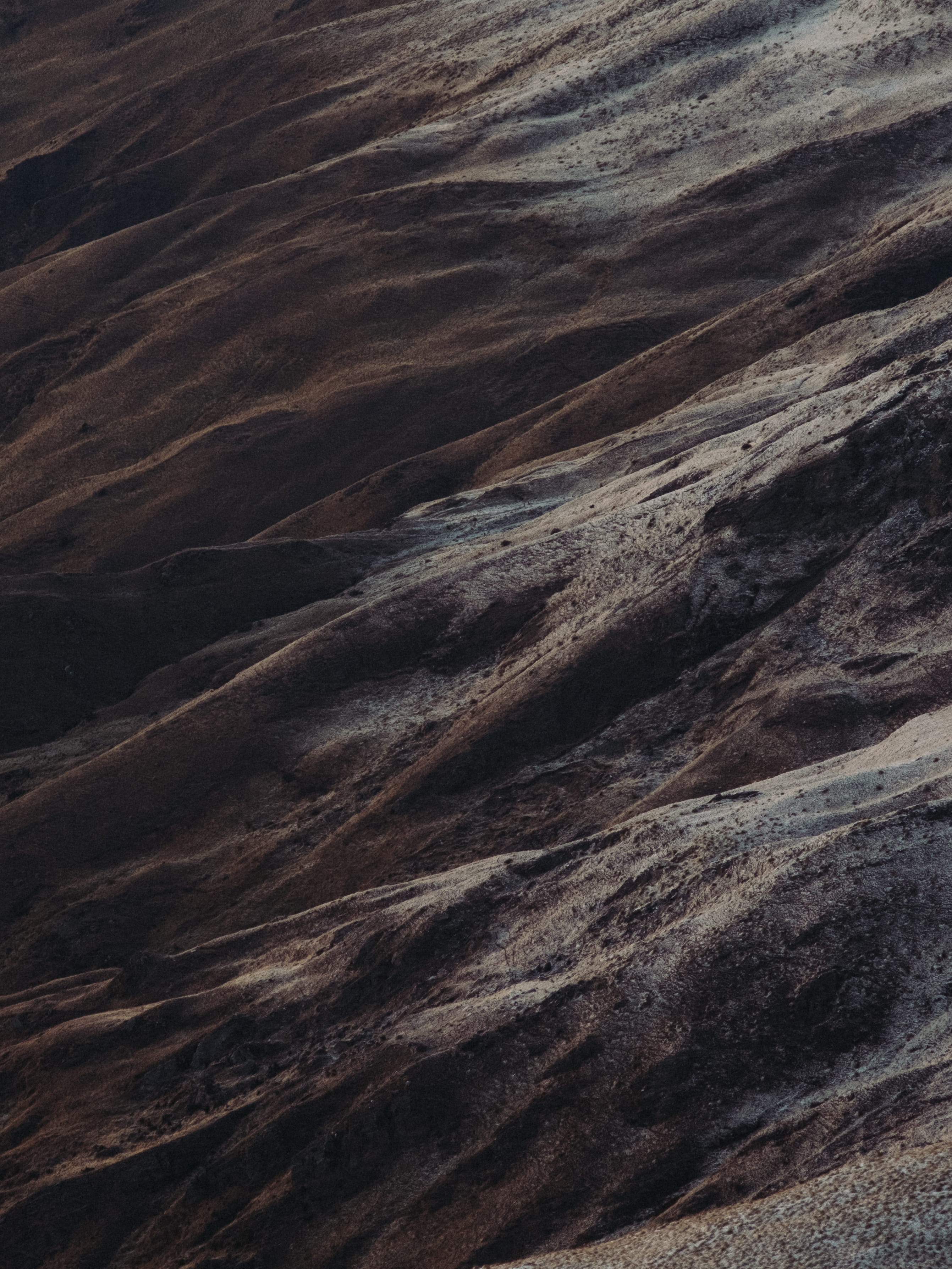 outdoors, hill, portrait, sand Dune, rock, graphical, mountain, nature, aerial, scenics, landscape, backgrounds, texture, dessert, 2K, no People, perspective, Phone HD Wallpaper