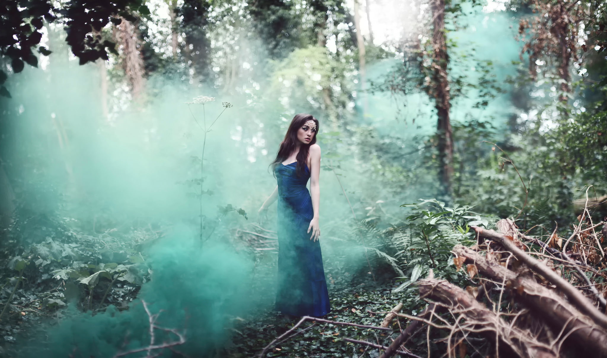 girl, windbreak, forest, smoke, 1080P, dress, HD Wallpaper