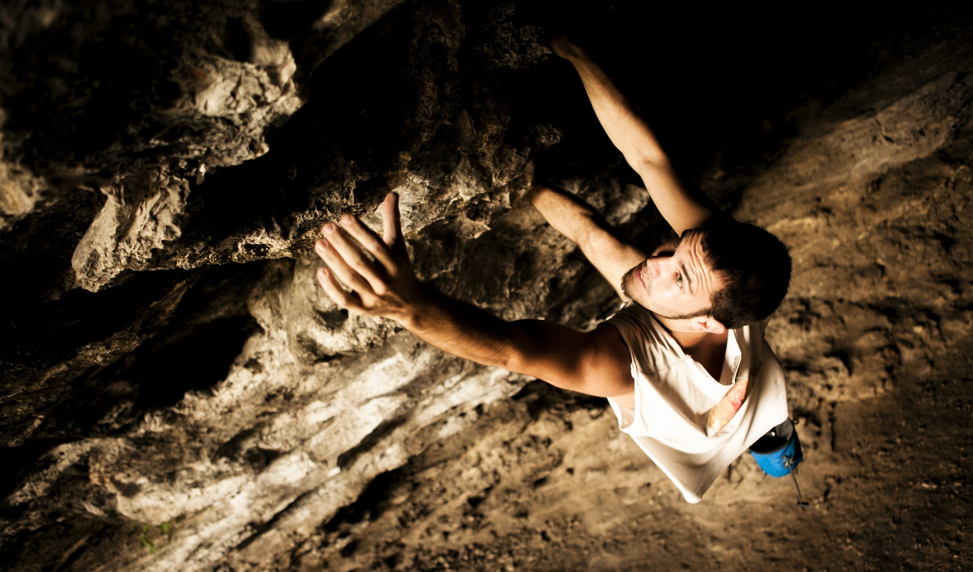 effort, outdoors, one person, real people, top, goal, high angle view, HD, hand, strength, stones, situation, s, perseverance, fullscreen, rock formation, HD Wallpaper