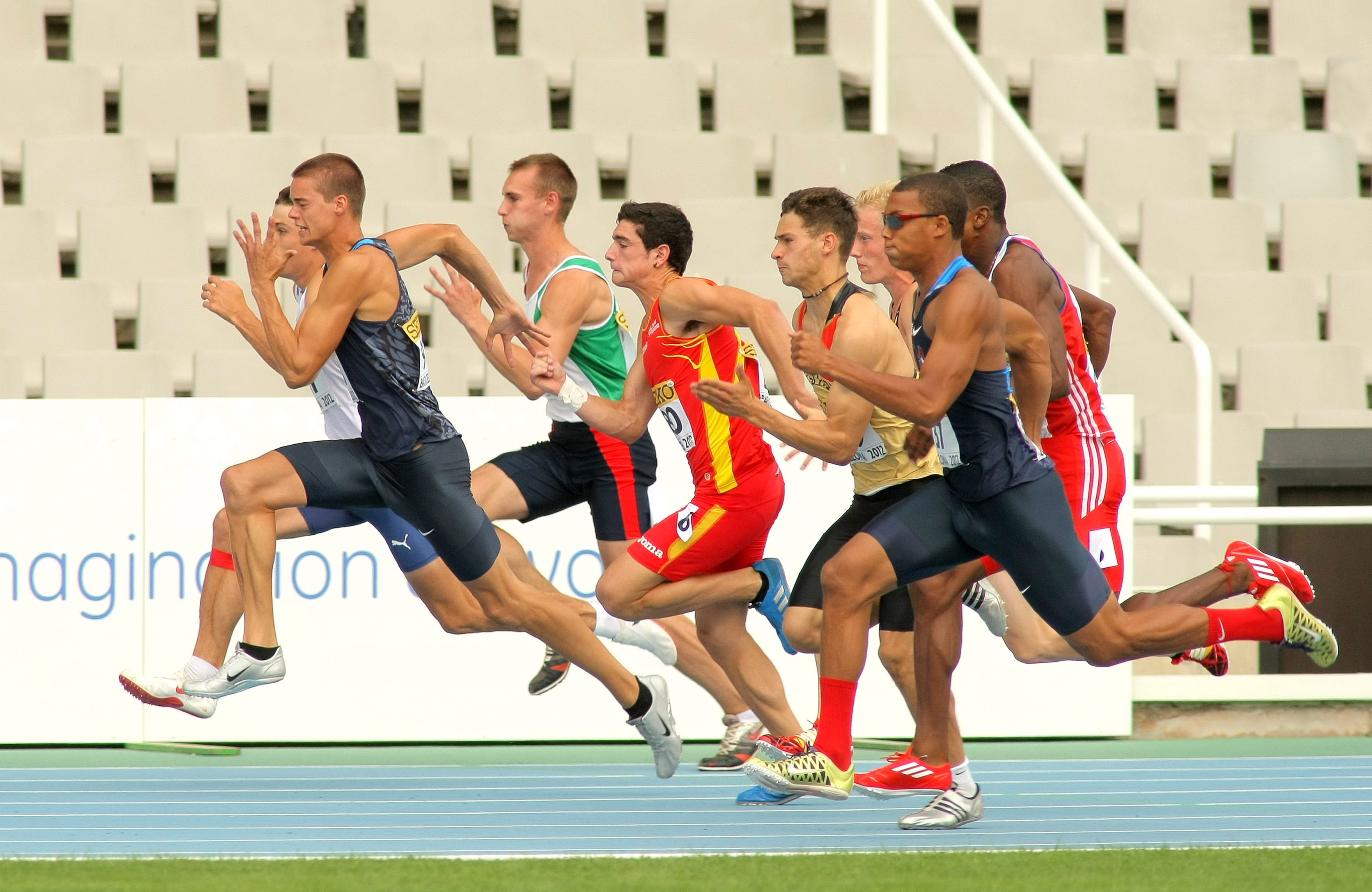 sports Clothing, jogging, full length, determination, track And Field, sports Race, stadium, event, caucasian Ethnicity, assorted, marathon, speed, group Of People, HD Wallpaper