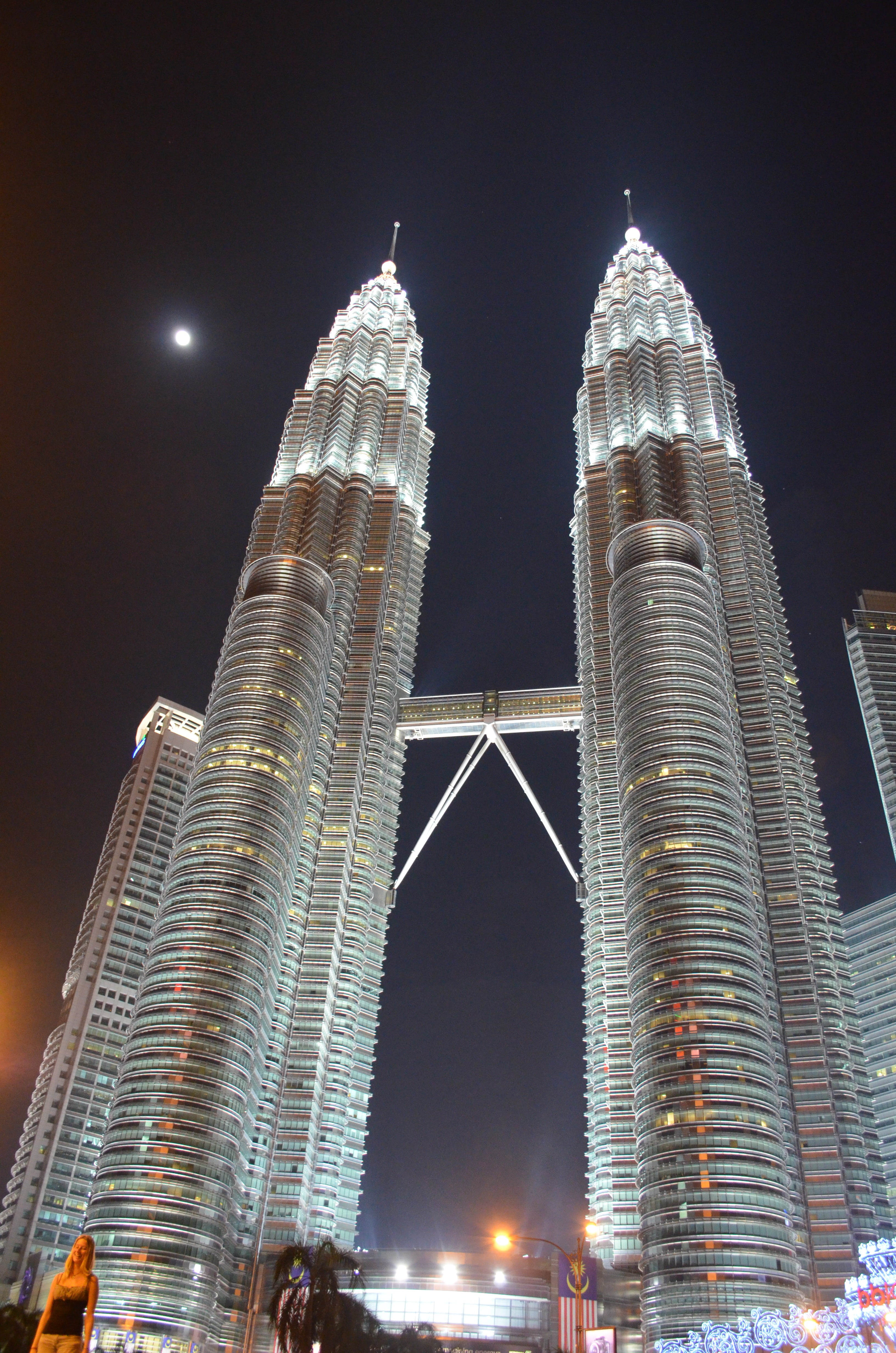 klcc, buildings, cityscape, travel, city, low angle view, tower, nature, office building exterior, built structure, nightlife, urban, landmark, malaysia, Phone HD Wallpaper