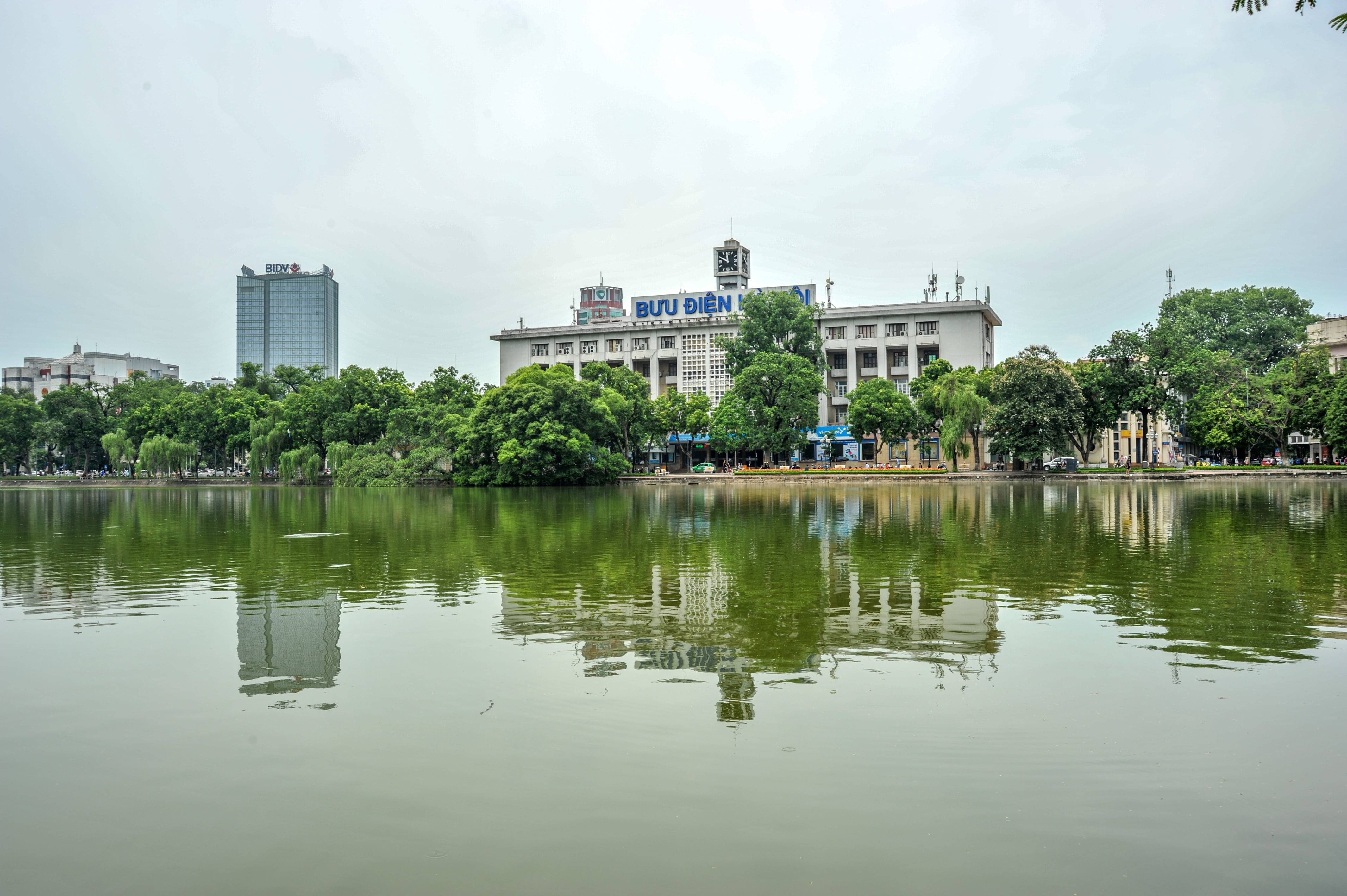 sky, asia, old, lake, outdoors, outdoor, 4K, nature, tourism, built structure, travel destinations, waterfront, building, landmark, vietnamese, architecture, HD Wallpaper