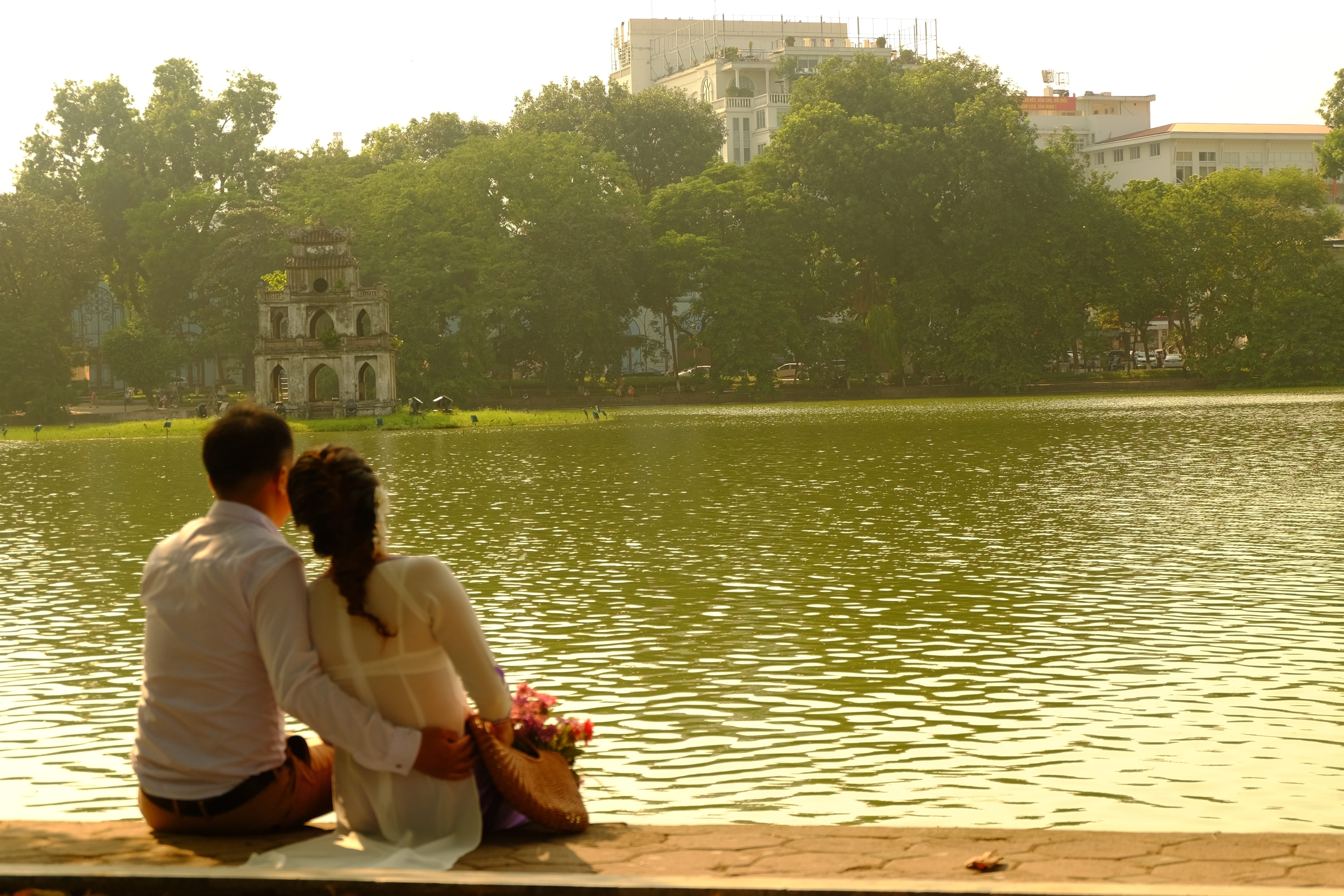 Scene, real people, plant, togetherness, 4K, body, women, Vietnam, pavement, daytime, architecture, water, Married, tree, near, lake, bonding, brown, nature, HD Wallpaper