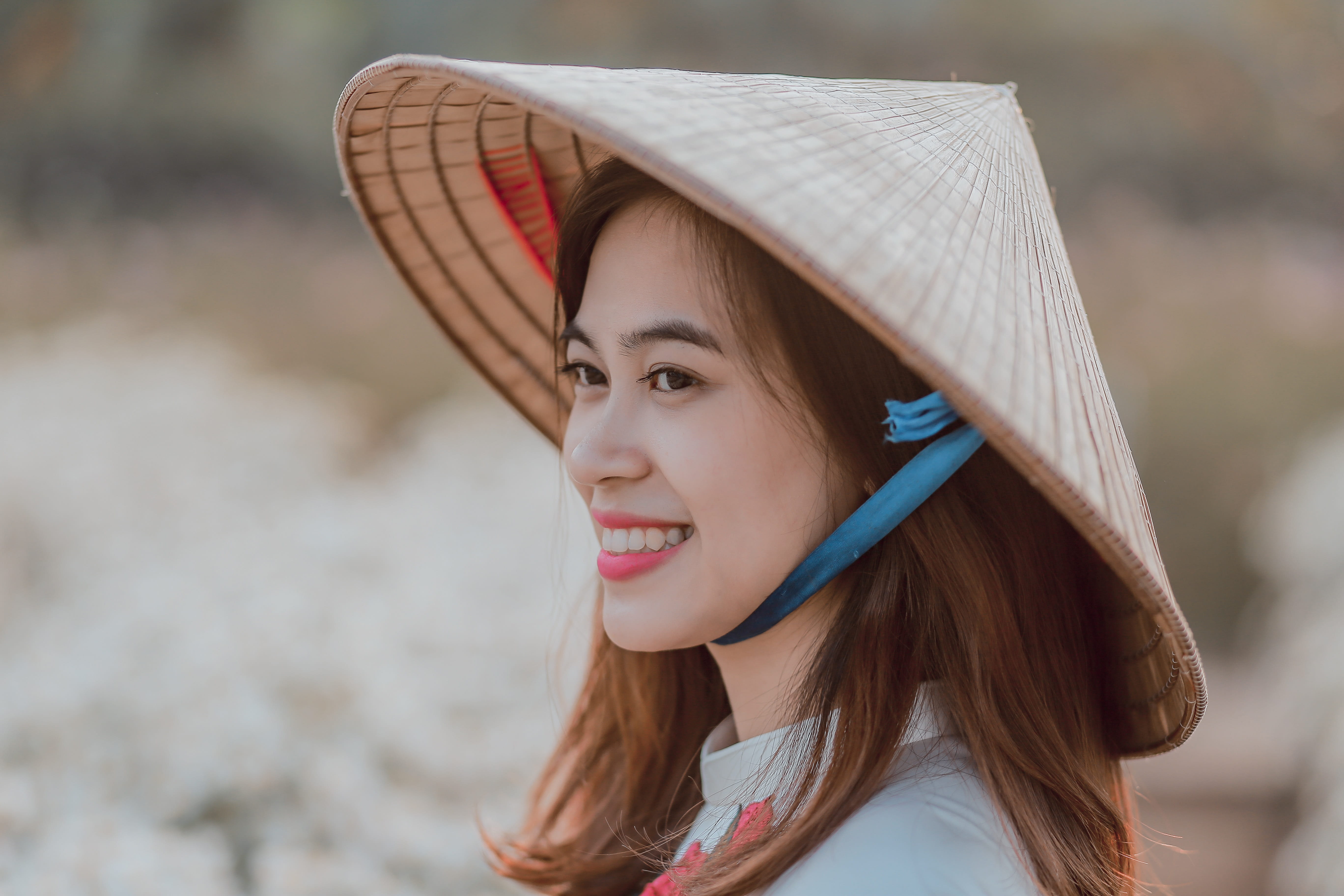 joy, person, hat, women, looking, pretty, fashion, relaxation, model, people, emotion, vietnamese, brown hair, woman, 5K, Asian, one person, focus on foreground, HD Wallpaper
