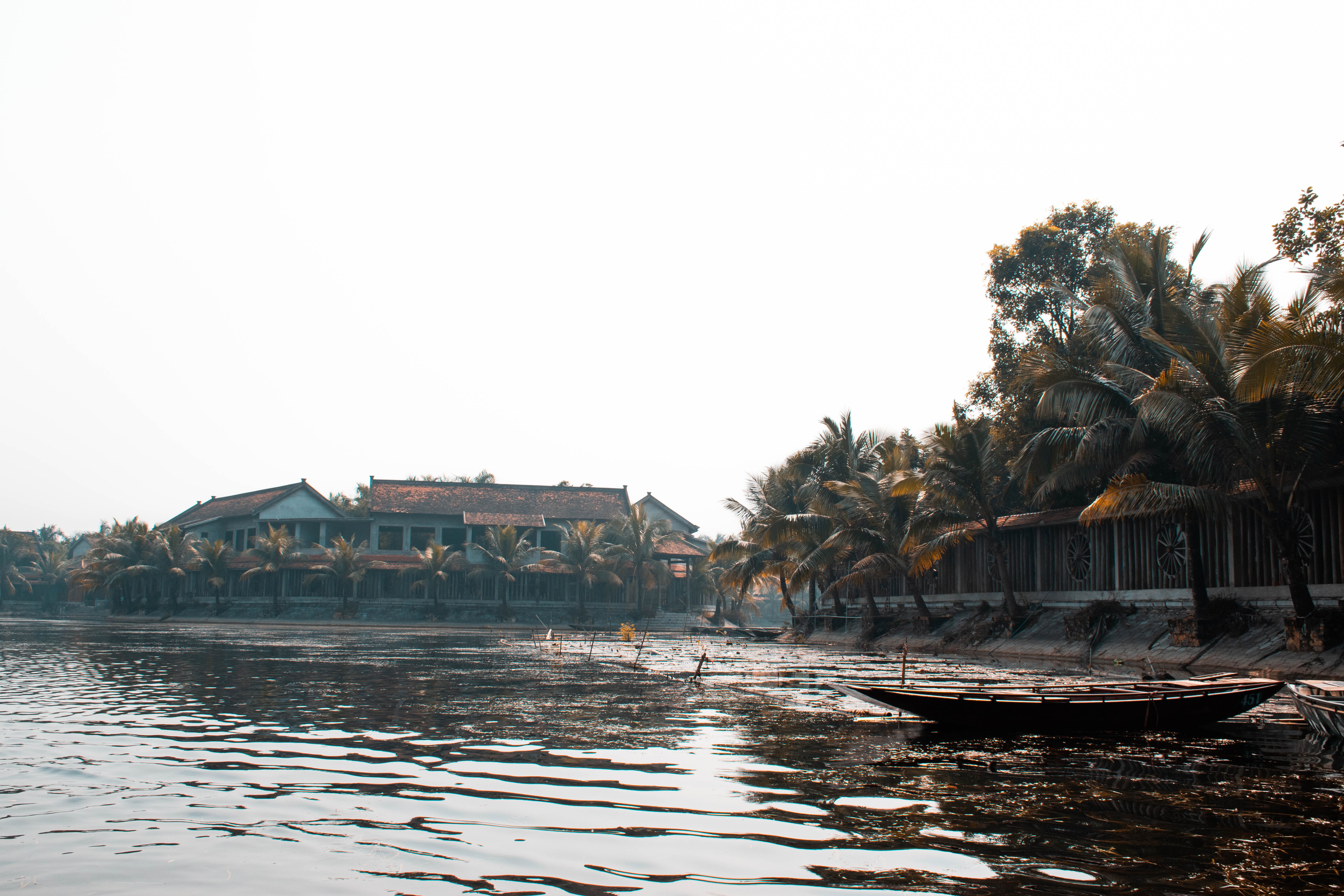 clear sky, land, nature, waterfront, mode of transportation, countryside, vehicle, coconut, person, nautical vessel, near, hotel, resort, building exterior, HD Wallpaper
