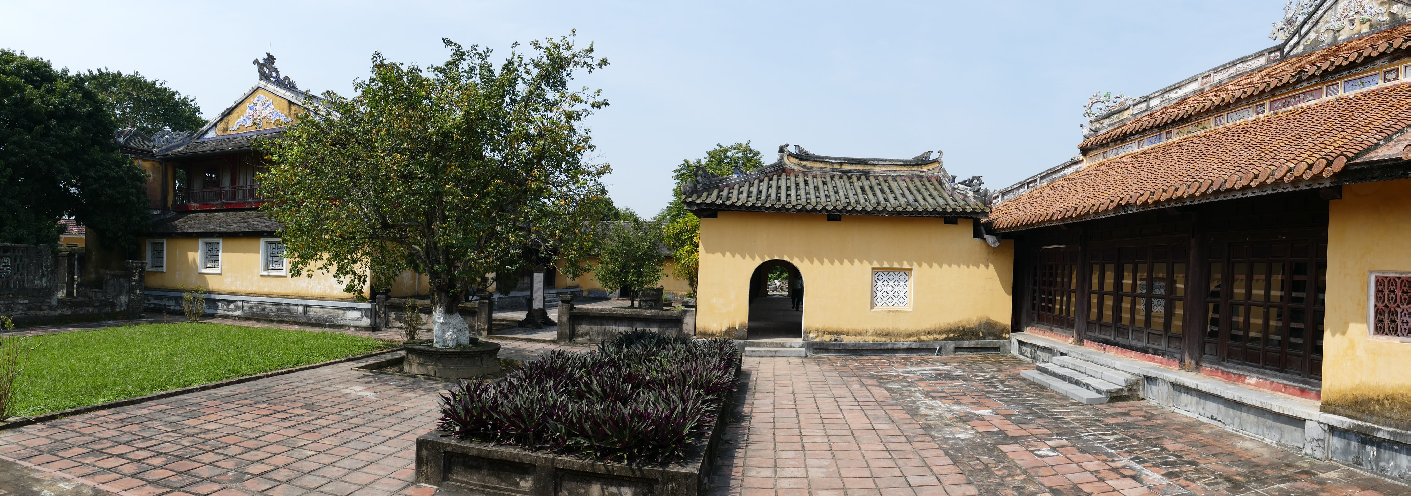 building, plant, sky, historic building, tree, cultures, the past, architecture, 5K, no people, roof tile, Vietnam, historically, history, religion, house, HD Wallpaper