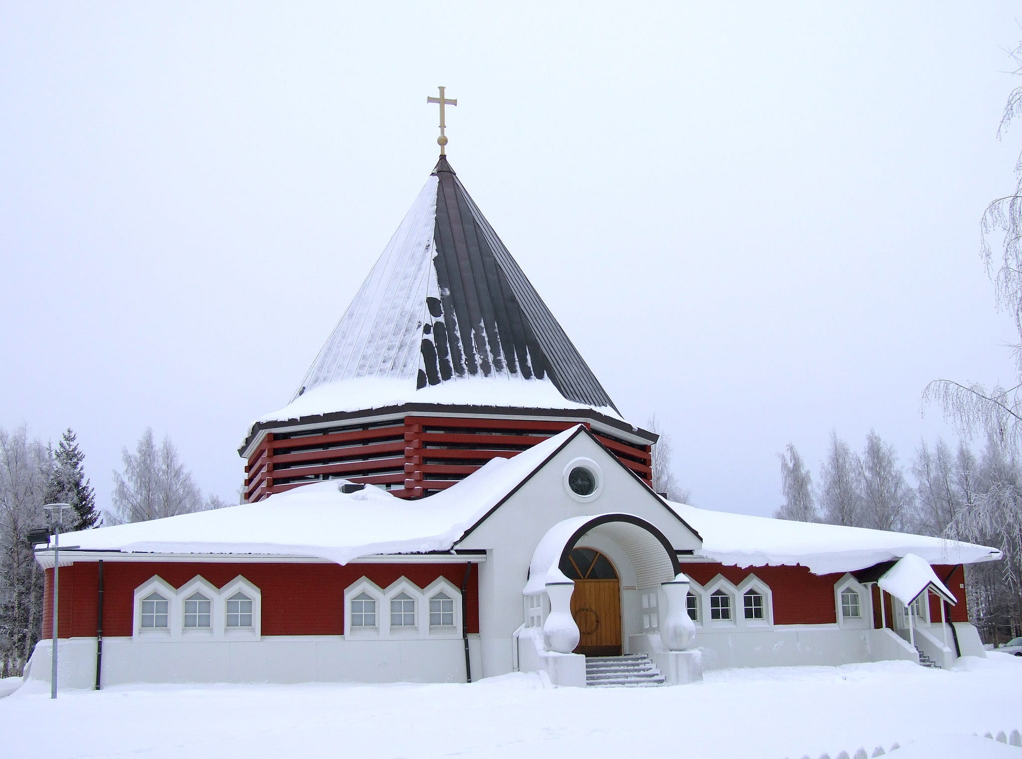 holy, church, building exterior, family, architecture, Parish, snowcapped mountain, photos, white color, findland, public domain, Oulu, Nazareth, 1080P, HD Wallpaper