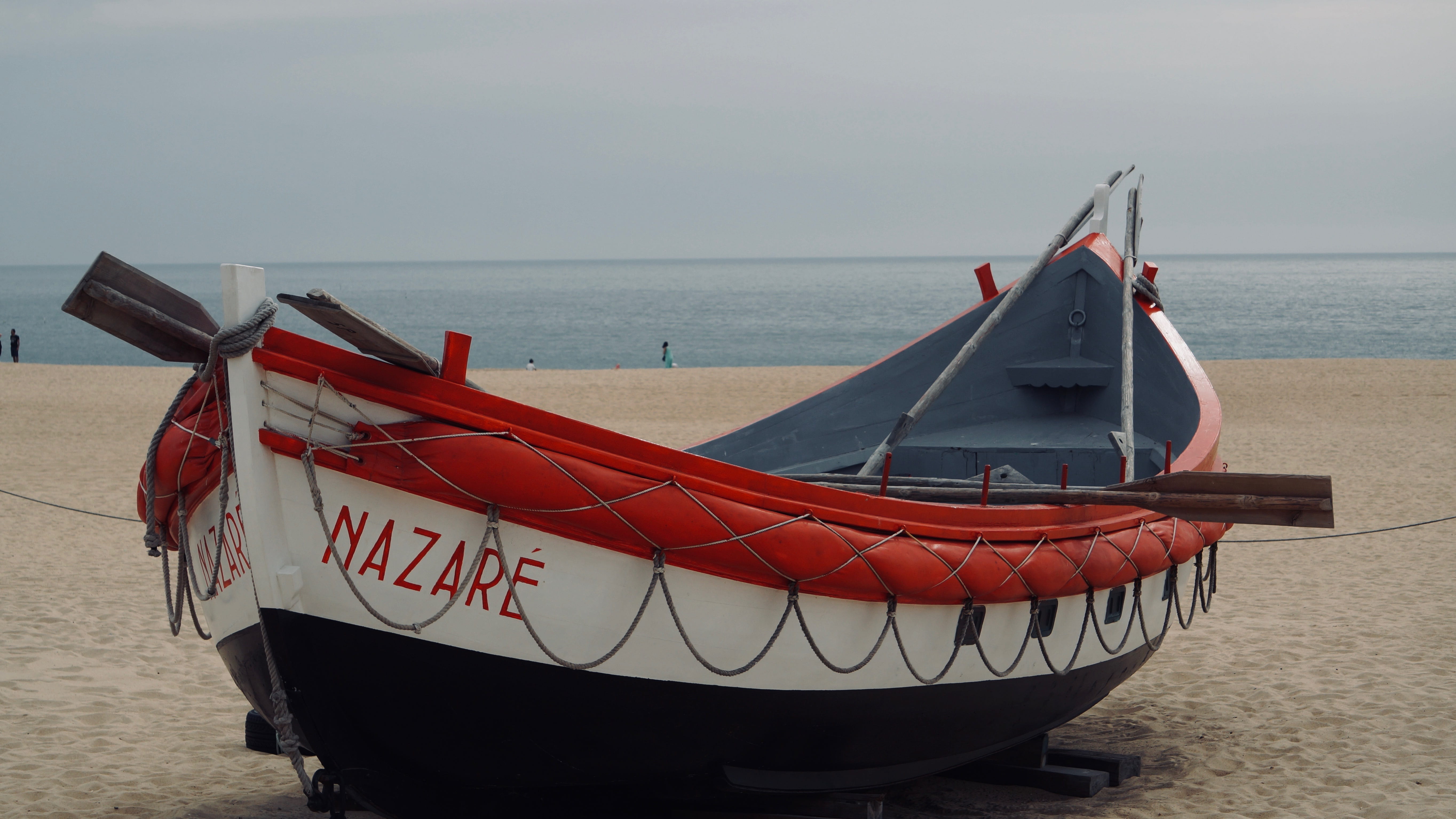 water, horizon, horizon over water, sky, outdoors, trip, beach, beauty in nature, day, nazareth, transportation, red, scenics - nature, mode of transportation, HD Wallpaper