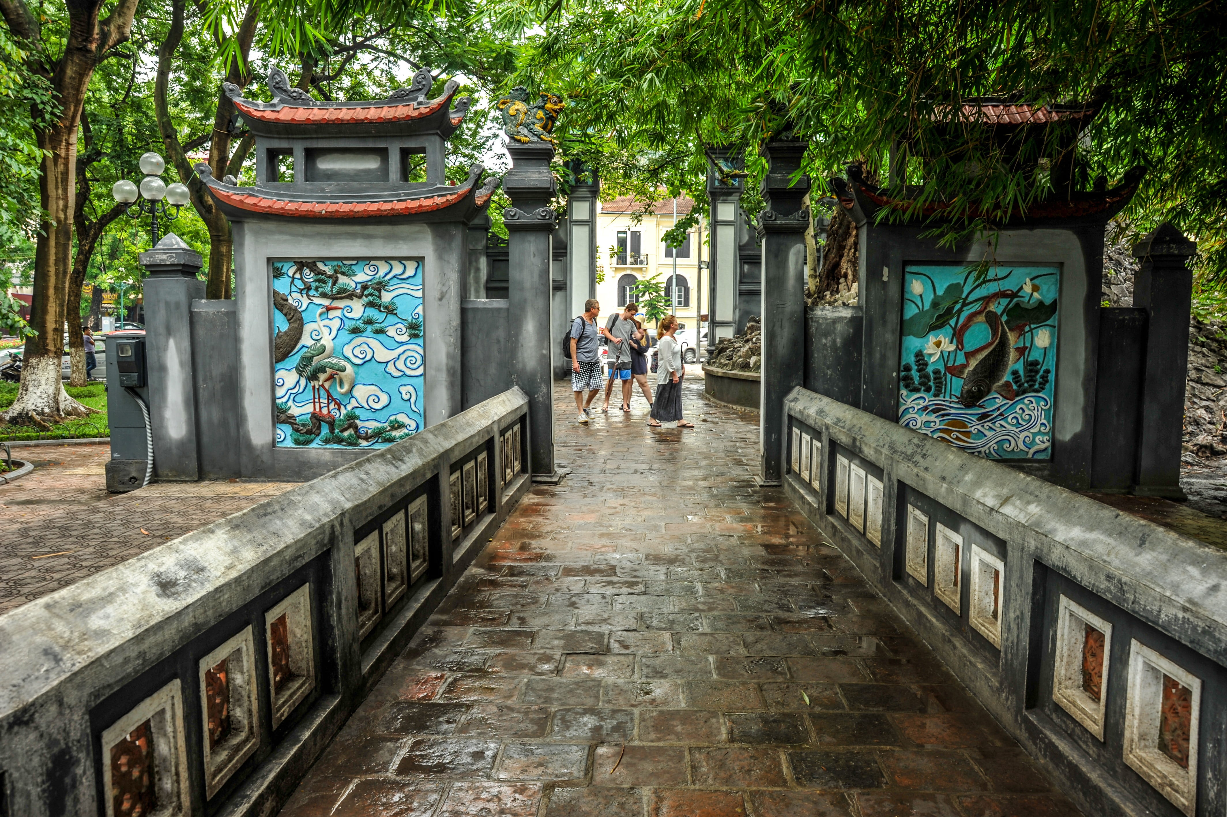 architecture, temple, church, Asia, Water, men, nature, tree, plant, pagoda, lantern, tourism, building, capital, building exterior, day, park, the way forward, HD Wallpaper