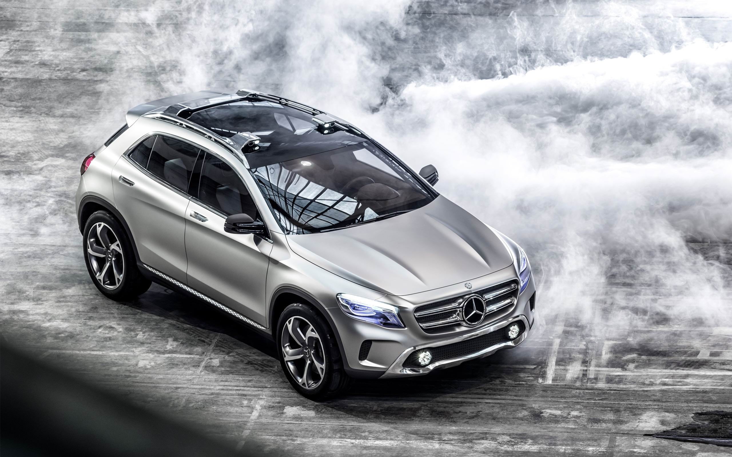 selective focus, land vehicle, retro styled, road, motion, auto, 2K, day, gla, outdoors, benz, smoke - physical structure, mercedes, motor vehicle, crossover, HD Wallpaper