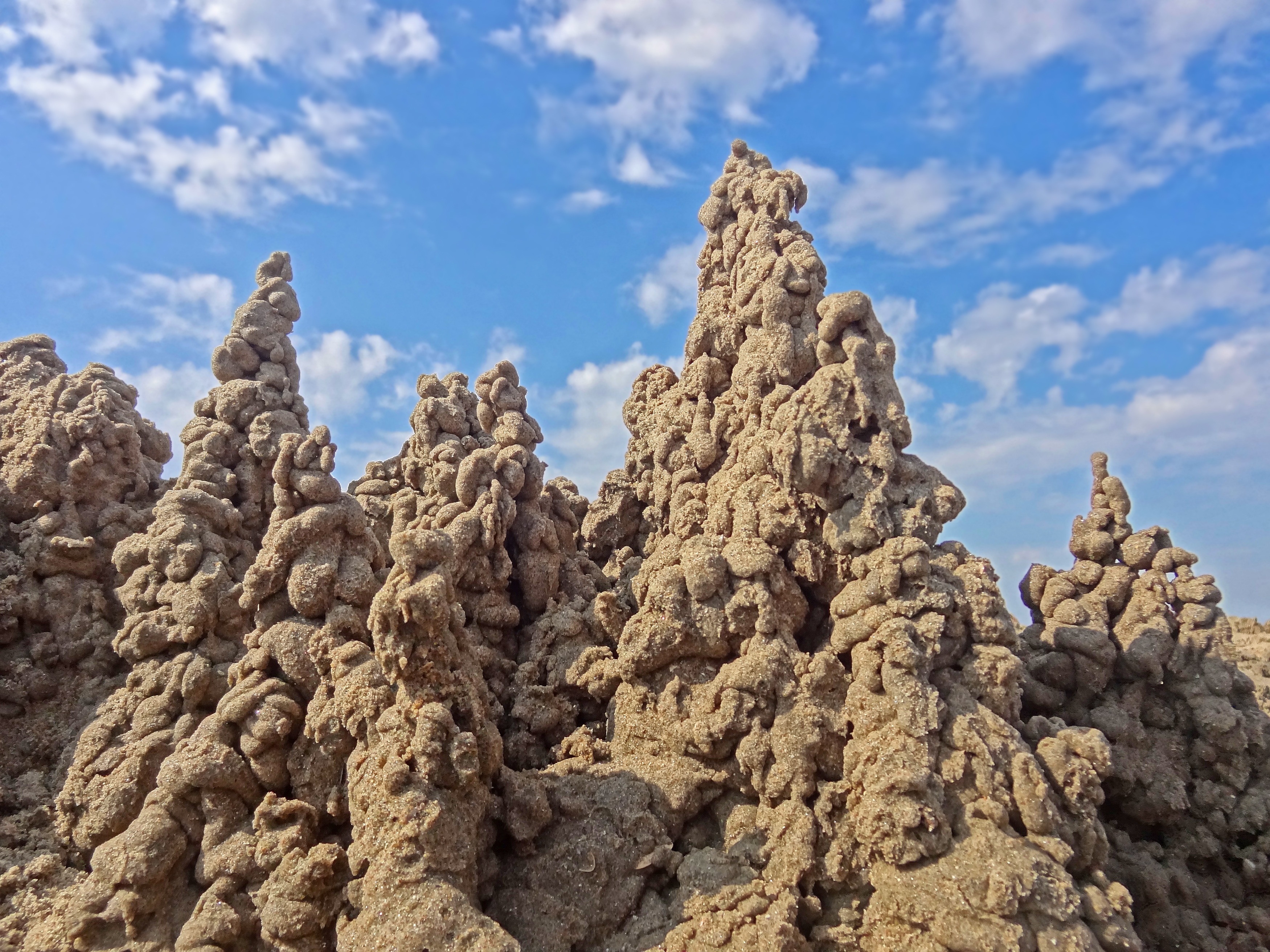 rock, geology, tranquil scene, 2K, day, sky, cloud - sky, eroded, pattern, rock - object, sand sculpture, beach, non-urban scene, scenics - nature, tranquility, HD Wallpaper