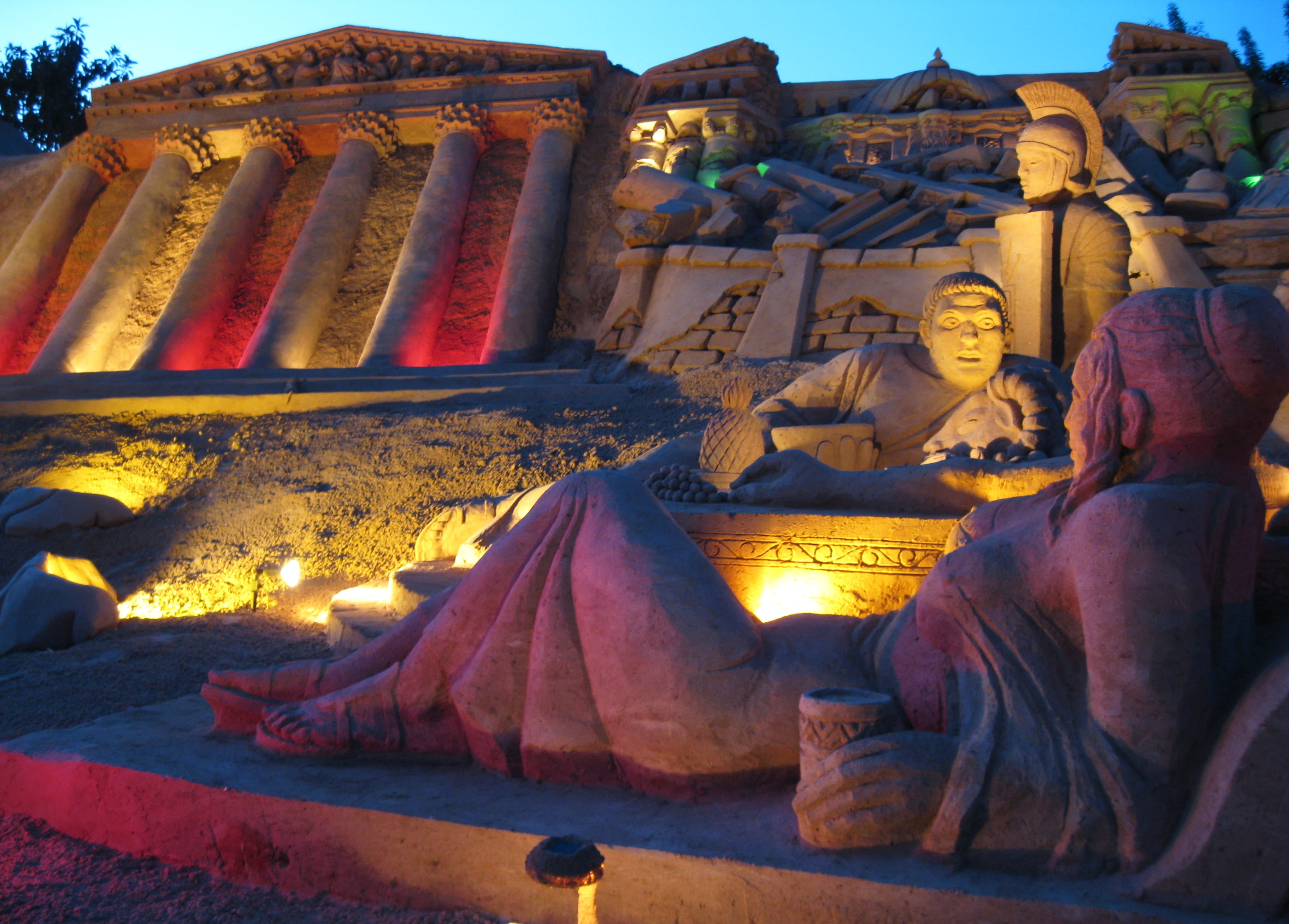 belief, spirituality, Fiesa, building, creativity, art, architecture, sand, sculpture, representation, history, the past, Sandburg, statue, outdoors, festival, HD Wallpaper