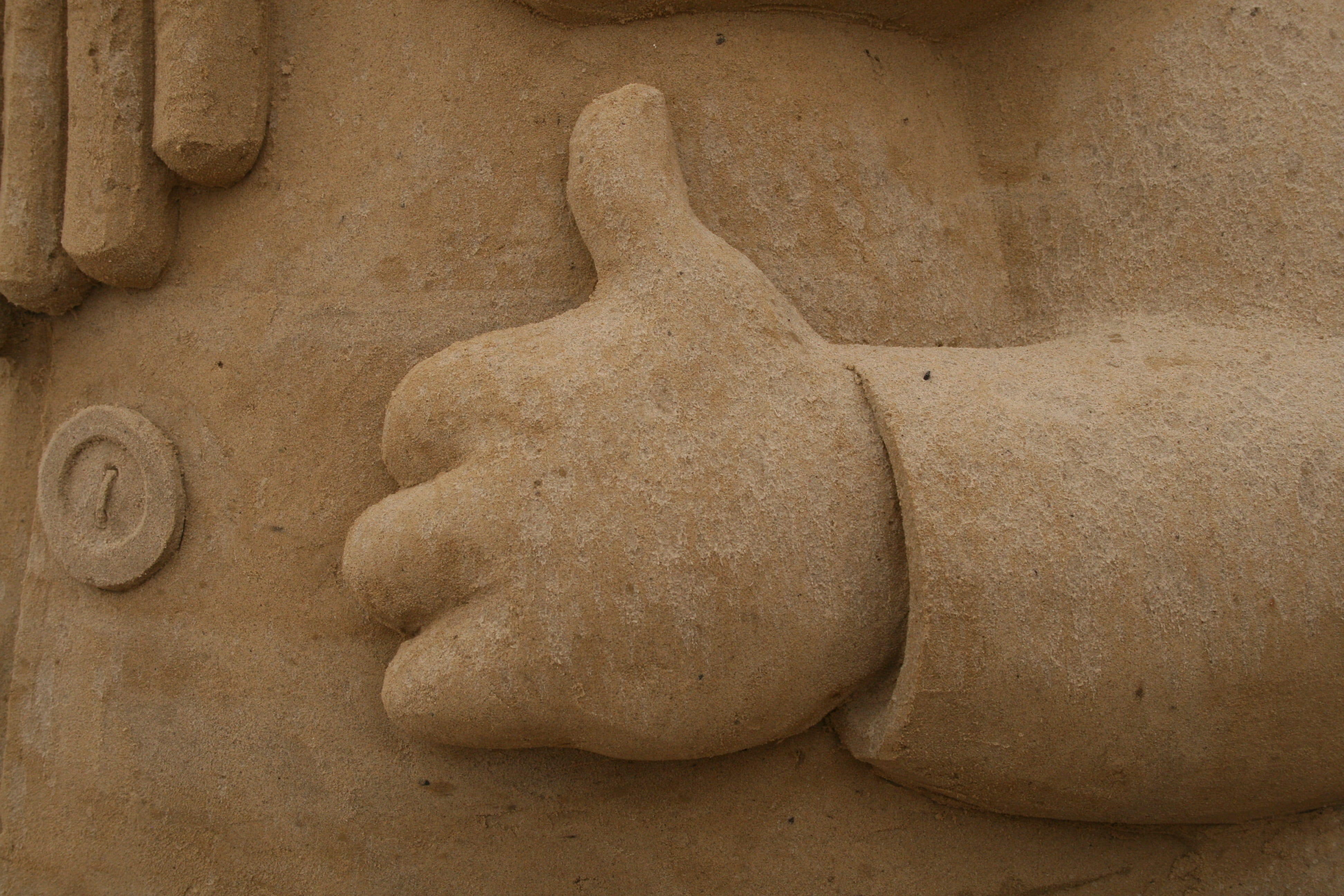 Art, brown, representation, statue, creativity, spice, thumbs, beach, no people, facebook like, sand sculptures, shape, human representation, design, posturing, HD Wallpaper