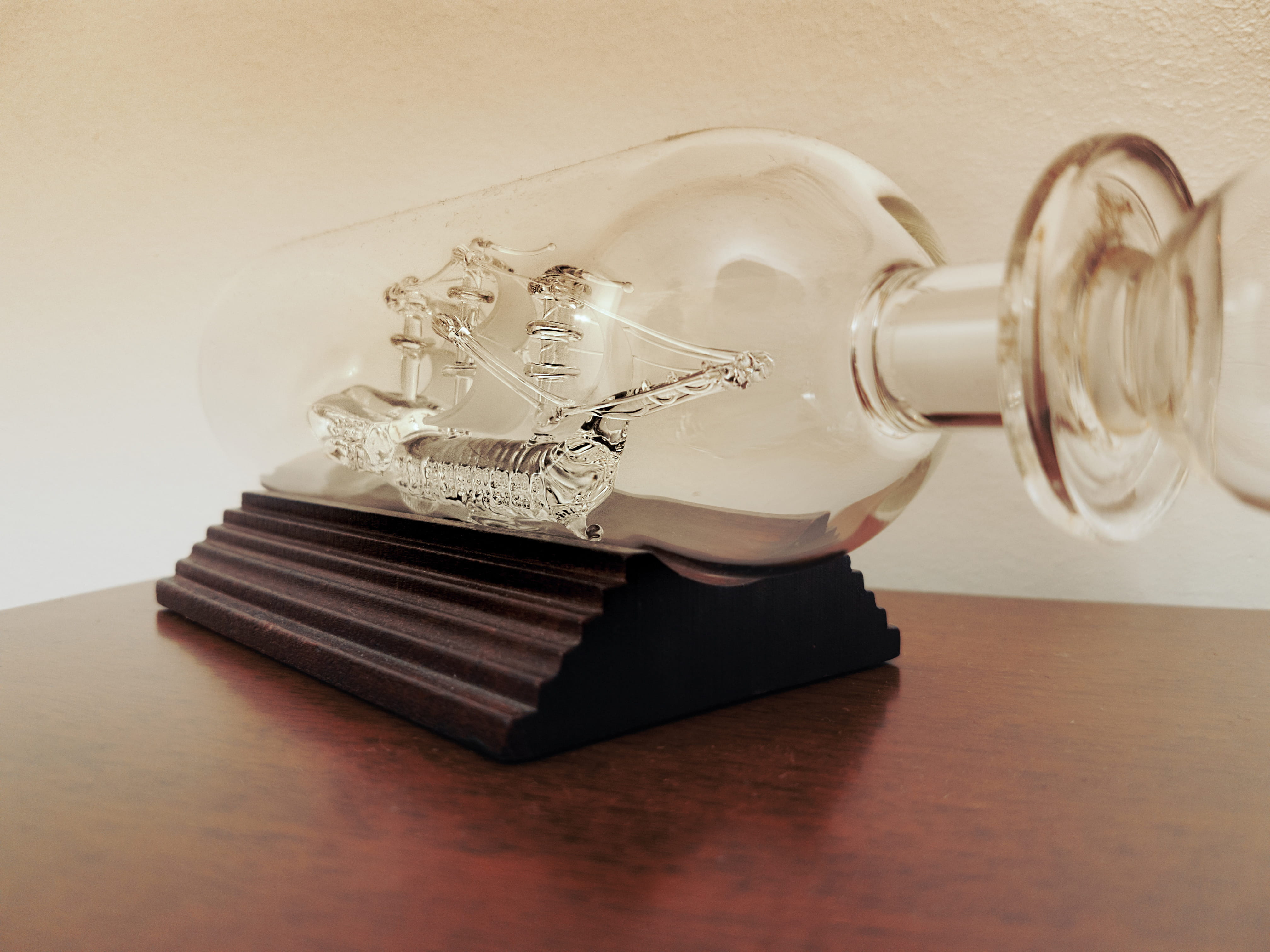 group of objects, dof, no people, close-up, selective focus, container, macro, glass - material, vintage, furniture, table, sepia, glass, lighting equipment, HD Wallpaper