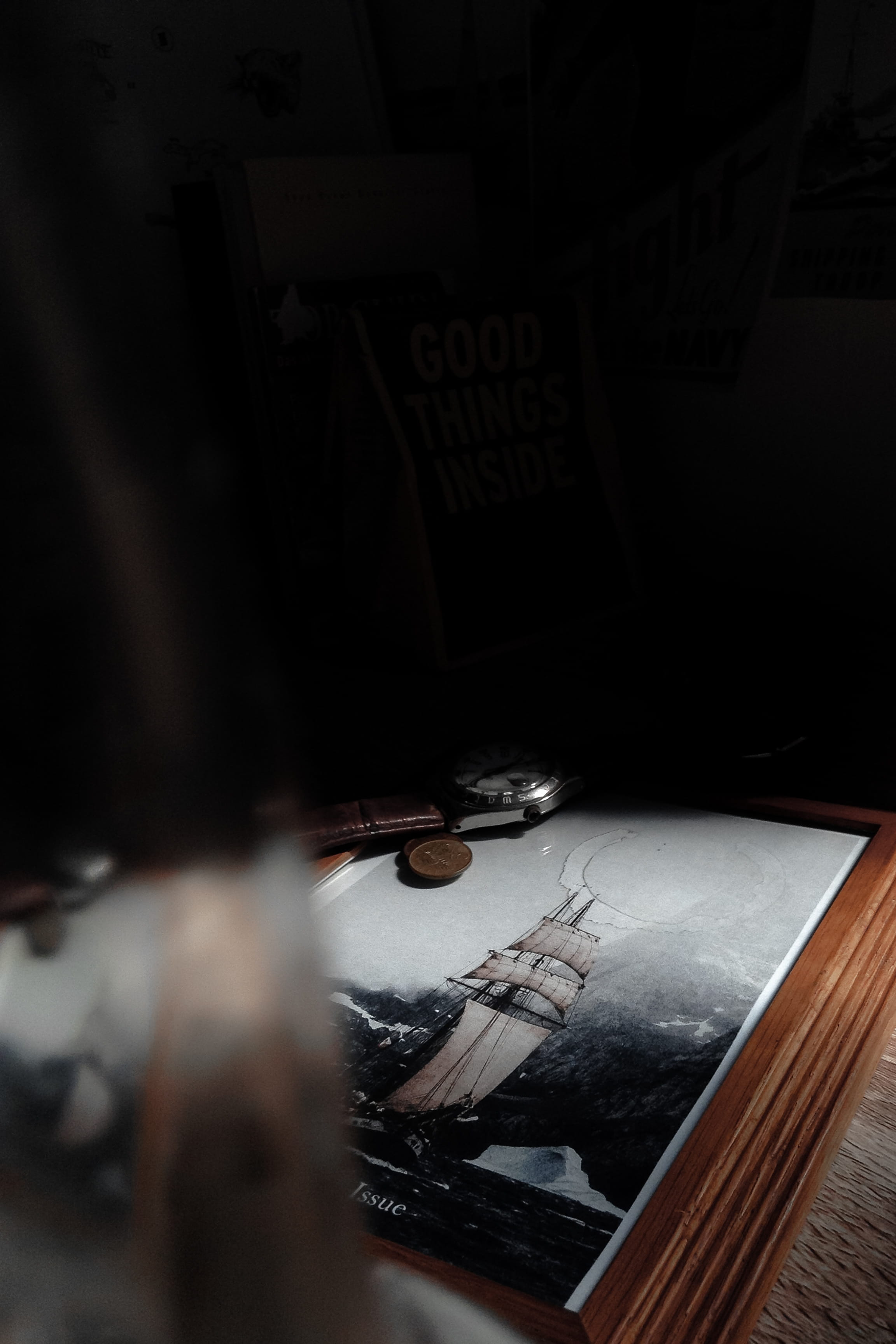 vintage, plywood, absence, furniture, wood, pen, no people, sea, high angle view, sailing, book, trademark, shadow, wood - material, domestic room, indoors, Phone HD Wallpaper