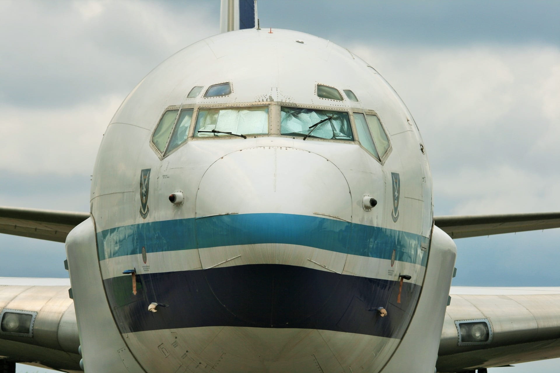 airport, technology, 1080P, day, close-up, cloud - sky, cockpit, transportation, heritage, airplane, outdoors, commercial airplane, station, nature, aerospace industry, HD Wallpaper