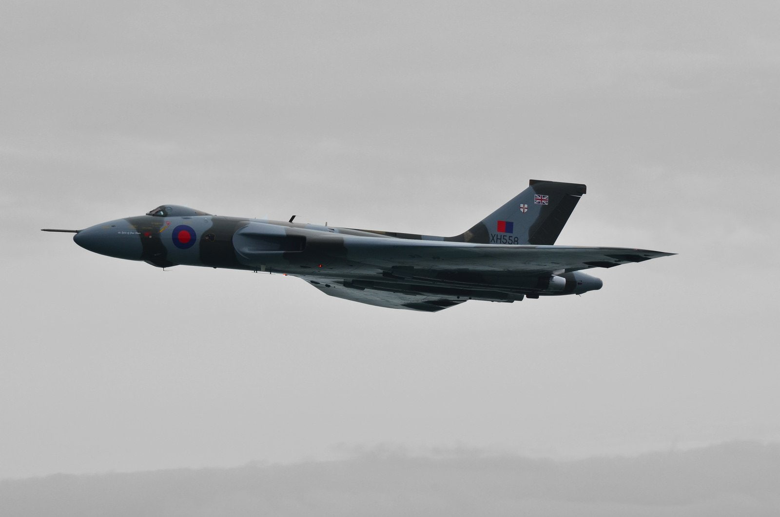 b 2, aircrafts, england, 720P, wing, delta, air, siddeley, force, bomber, royal, hawker, vulcan, avro, strategic, HD Wallpaper