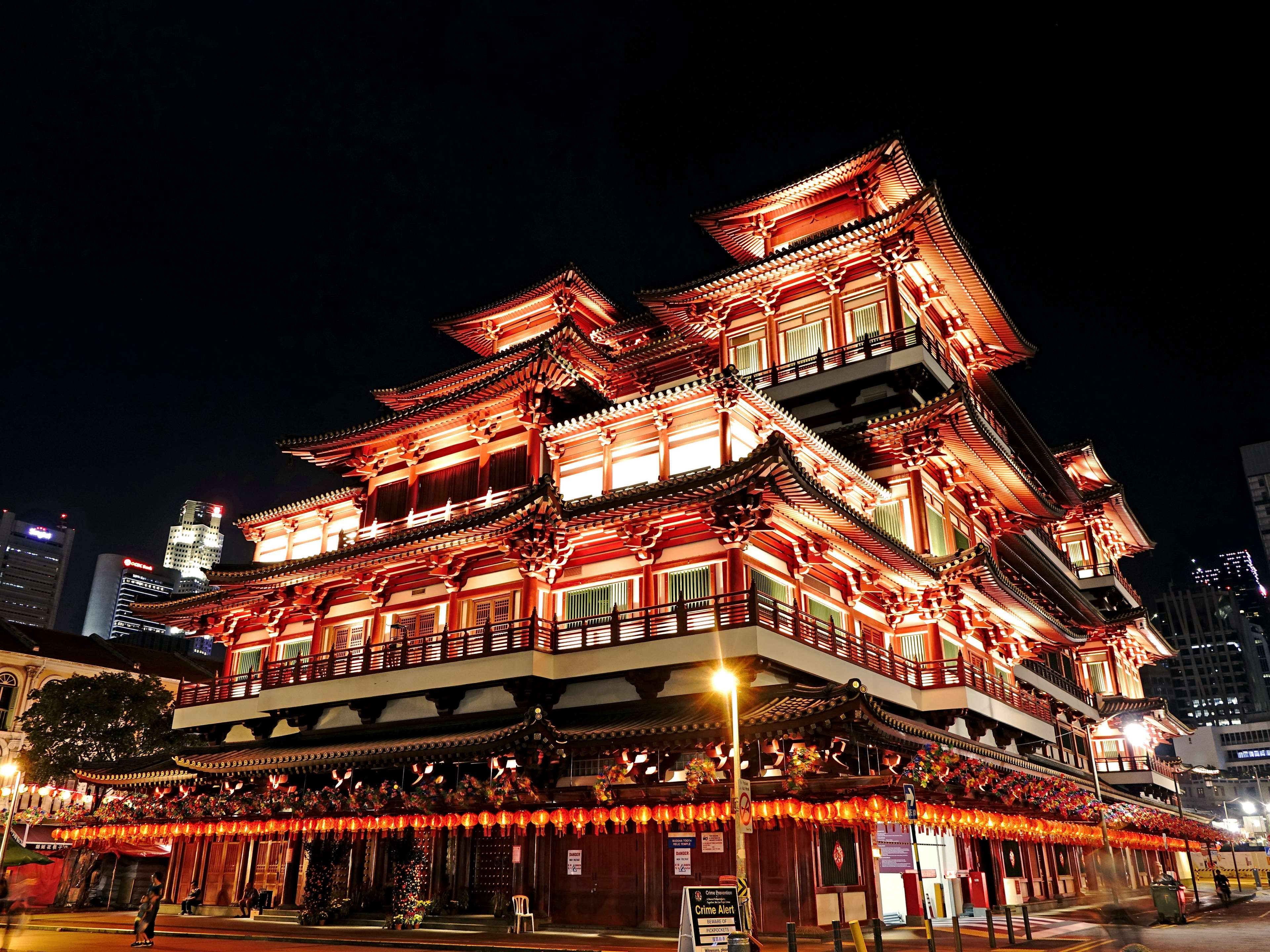 lighting equipment, no people, building exterior, city, building, street lights, built structure, decoration, festival, night, beautiful, outdoors, street, HD Wallpaper