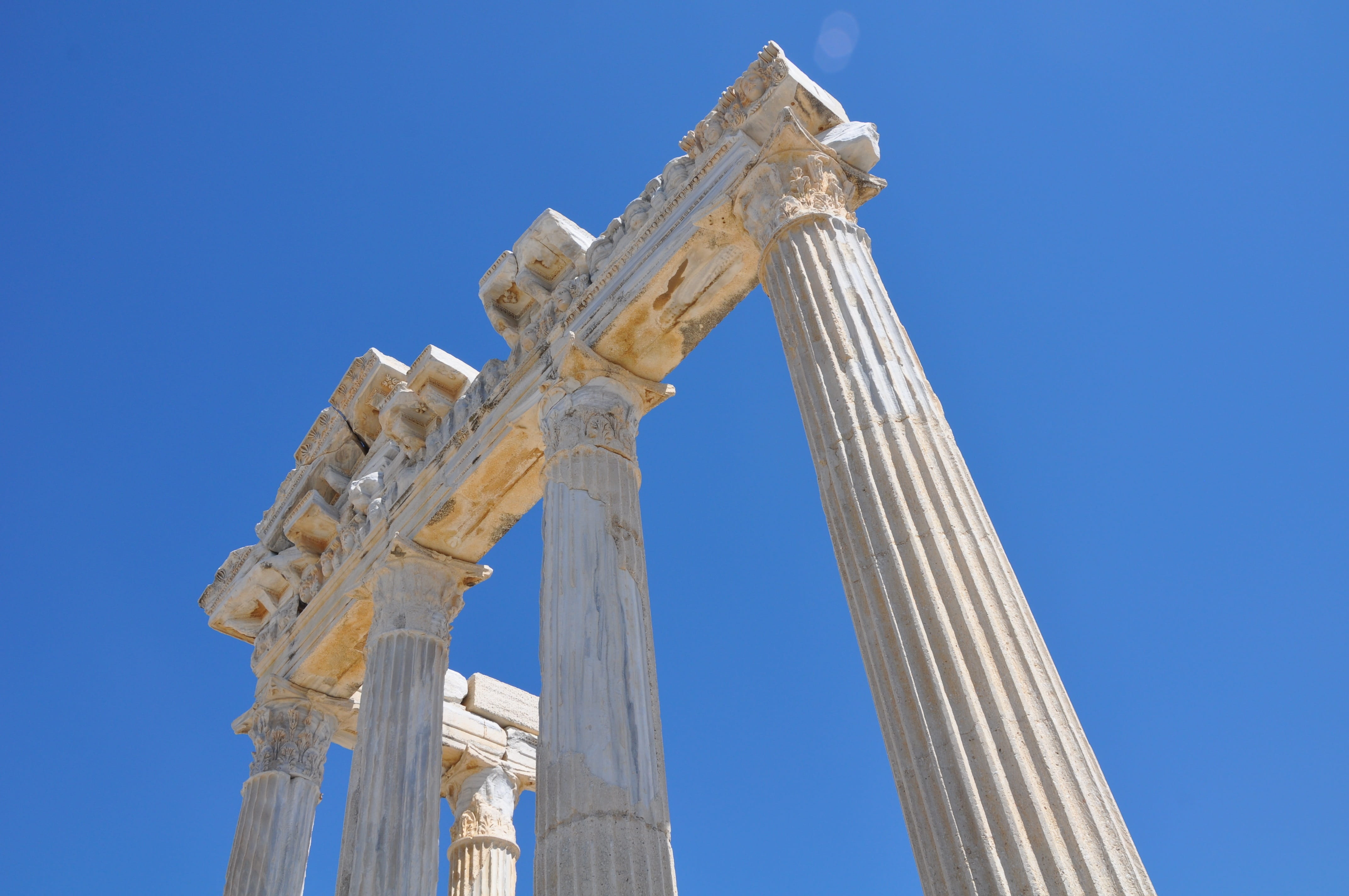 travel, column, day, place of worship, strange, ancient civilization, Temple, architecture, built structure, hellenic, nature, no people, the past, architectural column, HD Wallpaper