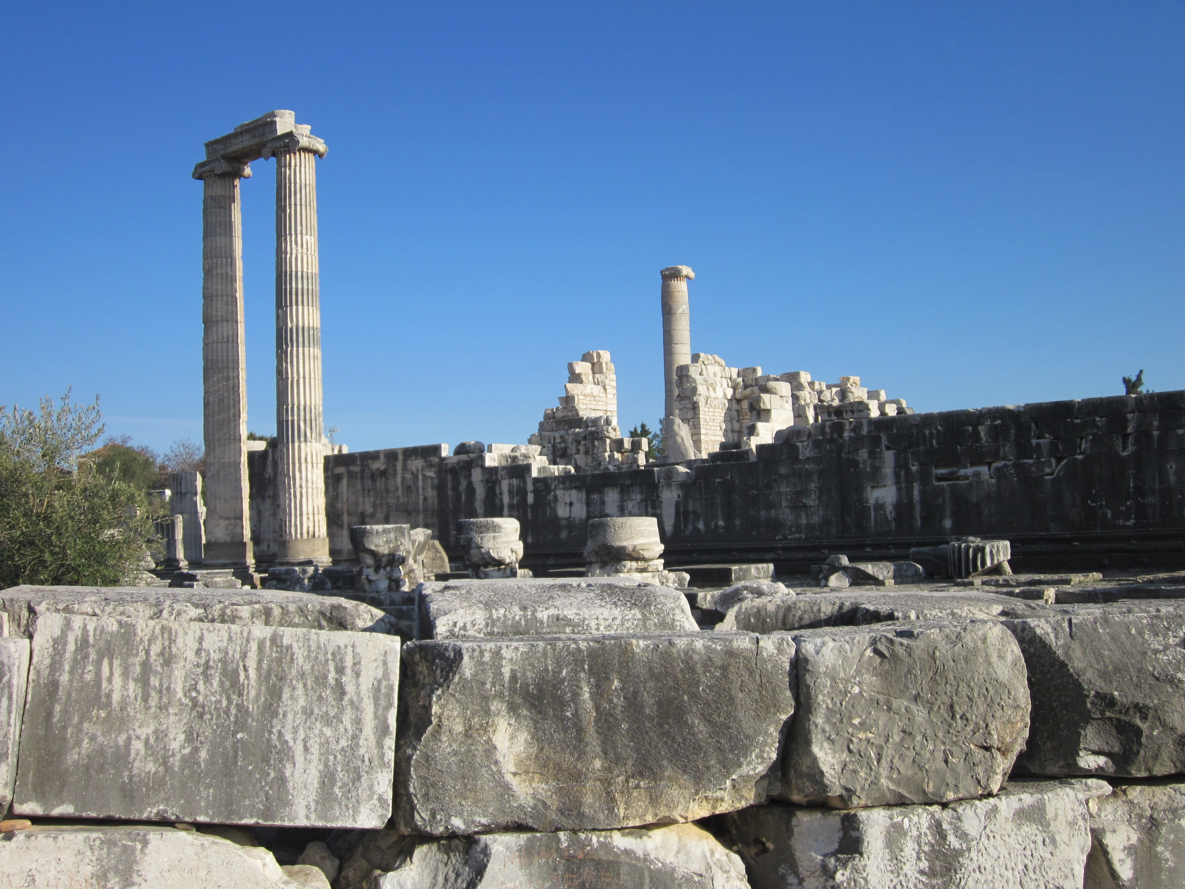 outdoors, monument, ancient civilization, travel destinations, stone material, architecture, architectural column, Ancient, old ruin, history, tourism, HD Wallpaper
