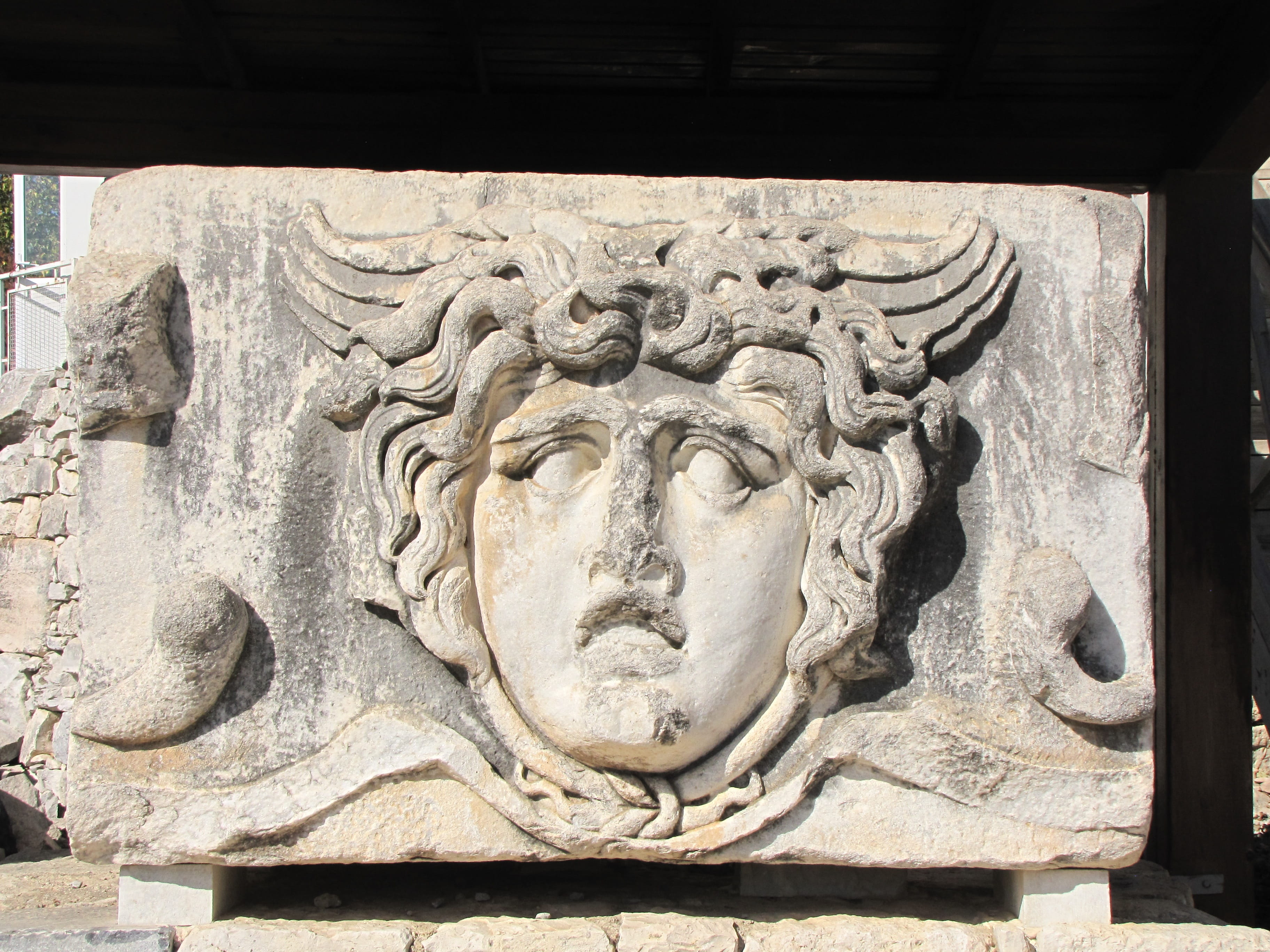 Temple, creativity, statue, religion, Turkey, art and craft, male likeness, spirituality, Didyma, day, carving - craft product, 2K, bas relief, history, HD Wallpaper
