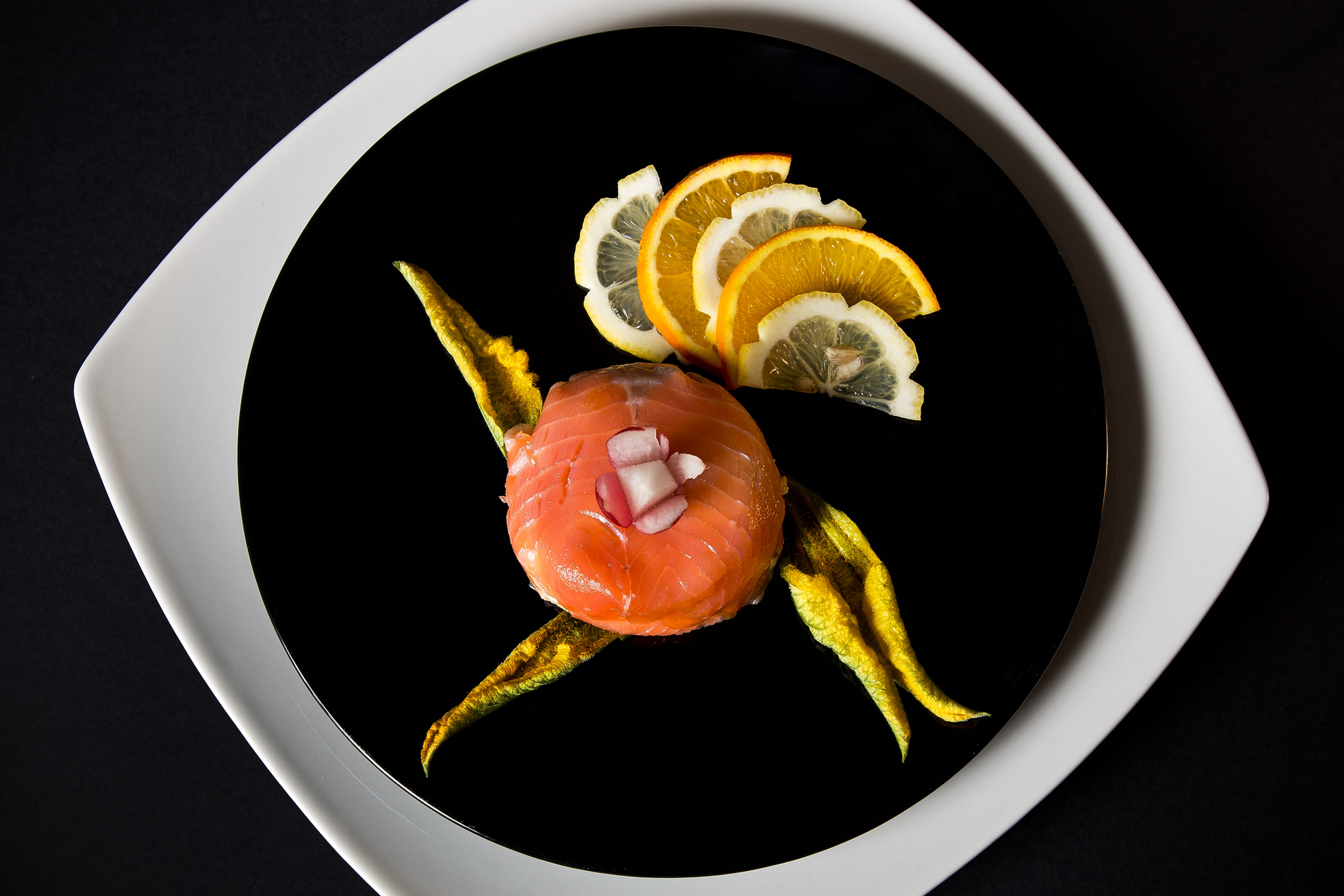 succulent, fruit, still life, food, fish, wellbeing, plate, ready-to-eat, freshness, slice, mediterranean, restaurant, salmon, dinner, food and drink, HD Wallpaper