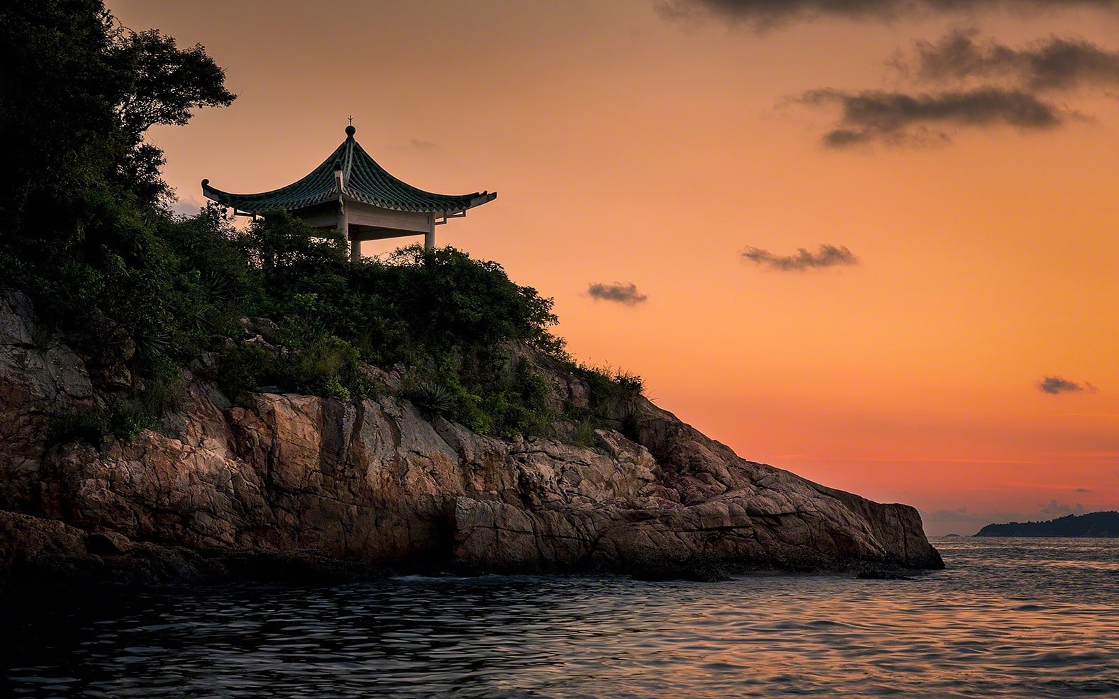 solid, built structure, outdoors, building exterior, shrubs, no people, building, 720P, religion, rock, cloud - sky, sea, pagoda, travel destinations, HD Wallpaper