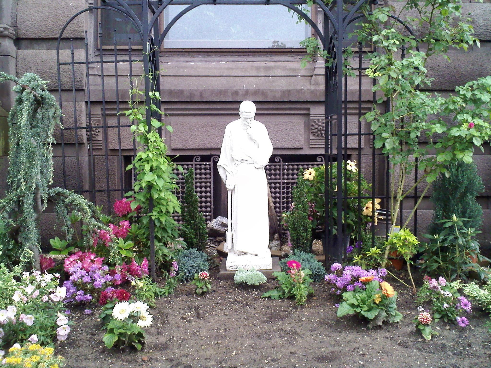 statue, prayer, garden, flowers, saint, sanctuary, 3d and abstract, 1080P, HD Wallpaper