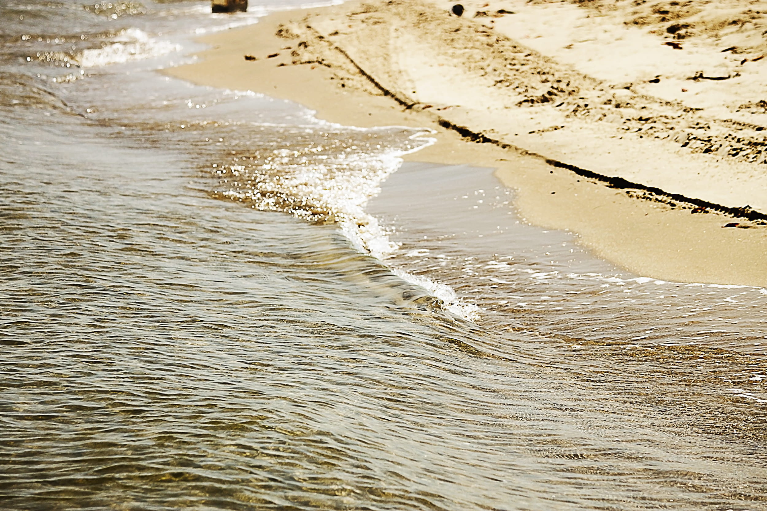 aquatic sport, sand, waterfront, water, no people, beauty in nature, sea, wave, sport, day, nature, motion, land, mussulo, high angle view, angola, sunlight, HD Wallpaper